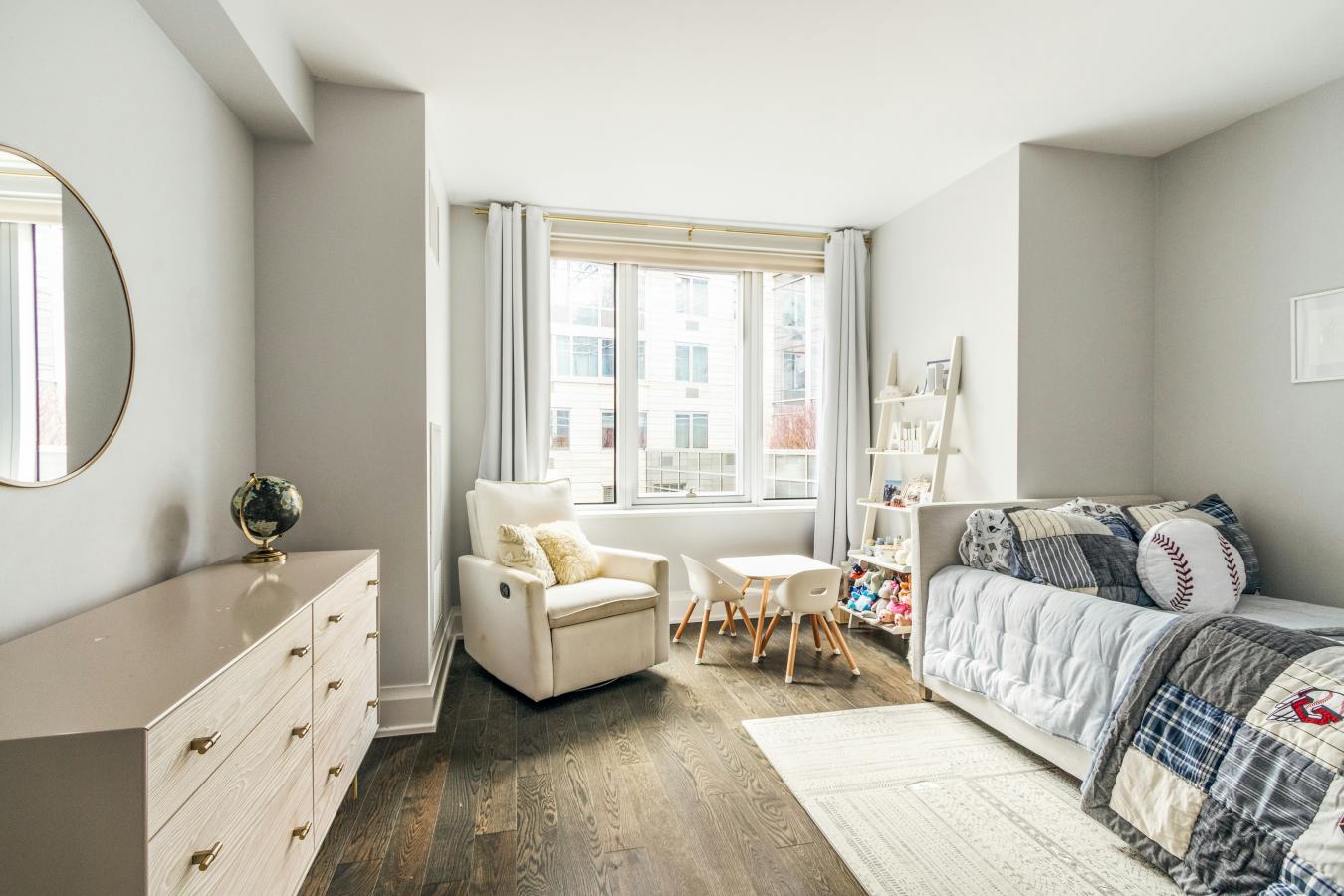 New York, New York, 10069, United States, 2 Bedrooms Bedrooms, ,2 BathroomsBathrooms,Residential,For Sale,2012776