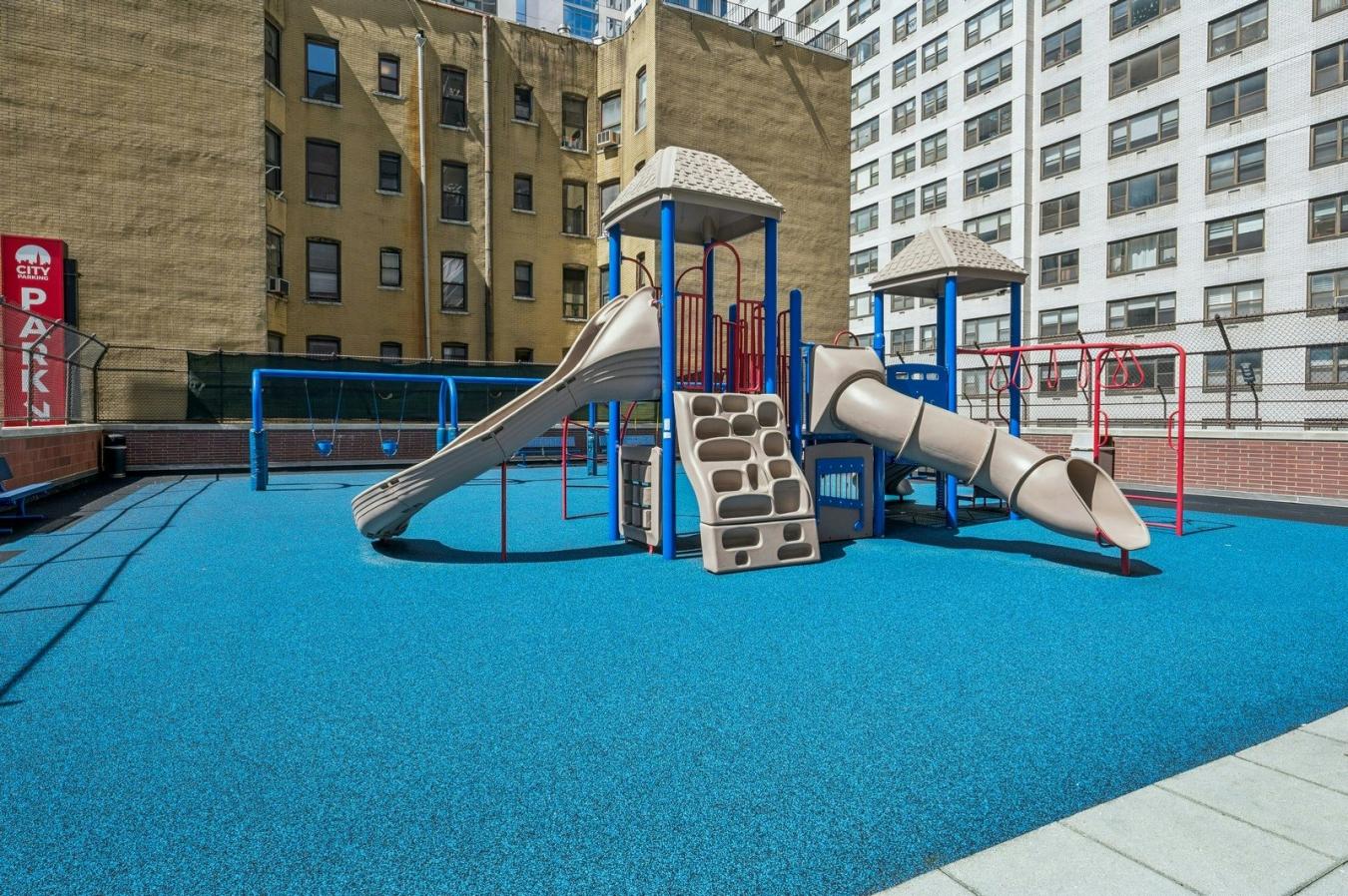 New York, New York, 10021, United States, 2 Bedrooms Bedrooms, ,2 BathroomsBathrooms,Residential,For Sale,2012772