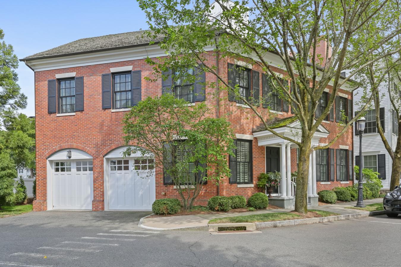 Fairfield, Connecticut, 06890, United States, 3 Bedrooms Bedrooms, ,3 BathroomsBathrooms,Residential,For Sale,2012773