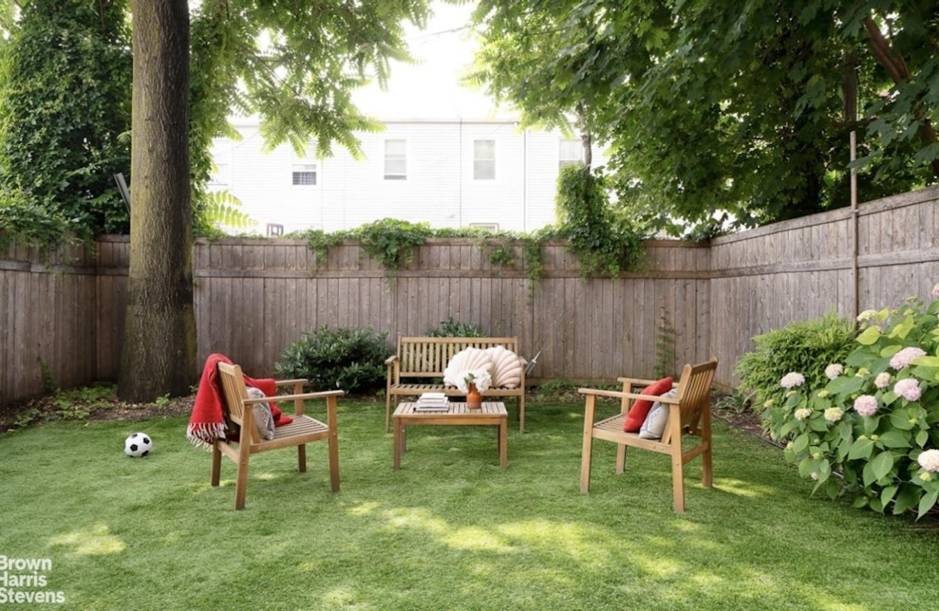 Stuyvesant Heights, New York, 11221, United States, 2 Bedrooms Bedrooms, ,2 BathroomsBathrooms,Residential,For Sale,2012771