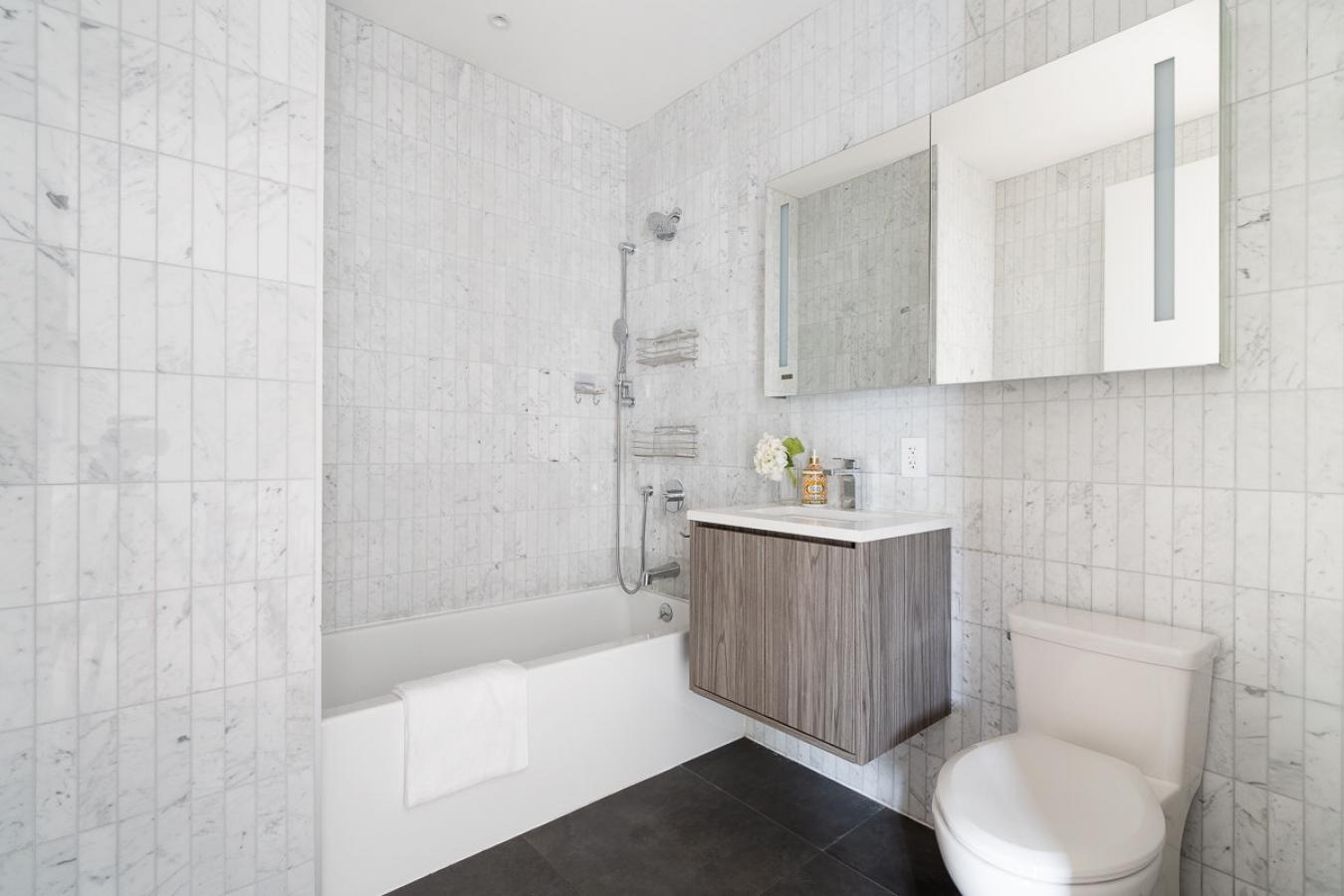 Stuyvesant Heights, New York, 11221, United States, 2 Bedrooms Bedrooms, ,2 BathroomsBathrooms,Residential,For Sale,2012771