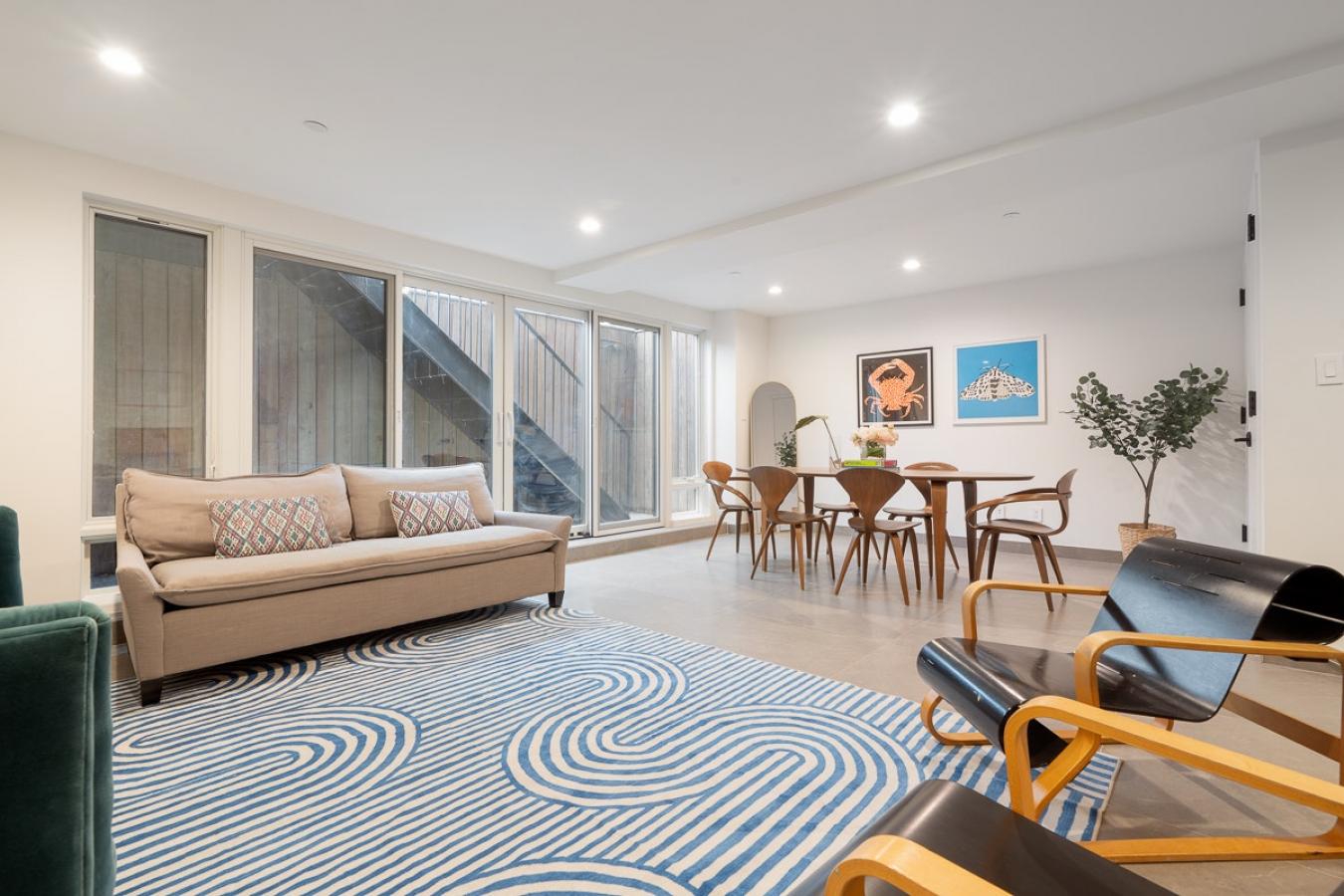 Stuyvesant Heights, New York, 11221, United States, 2 Bedrooms Bedrooms, ,2 BathroomsBathrooms,Residential,For Sale,2012771