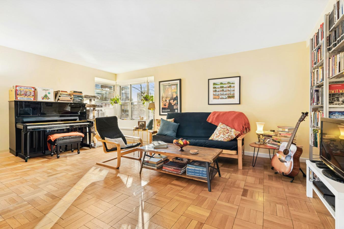 Lower East Side, New York, 10002, United States, 3 Bedrooms Bedrooms, ,1 BathroomBathrooms,Residential,For Sale,2012768