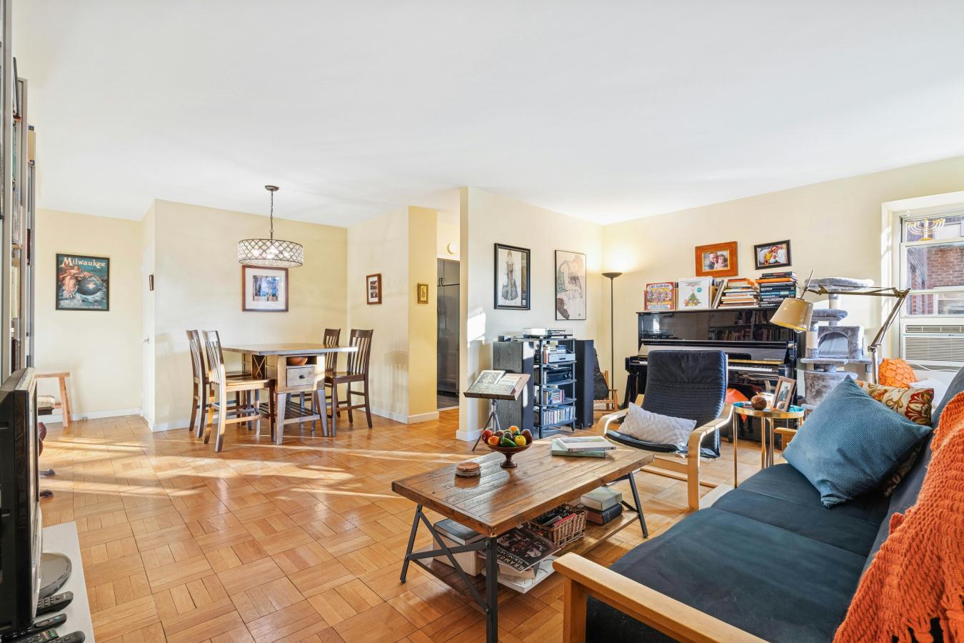 Lower East Side, New York, 10002, United States, 3 Bedrooms Bedrooms, ,1 BathroomBathrooms,Residential,For Sale,2012768