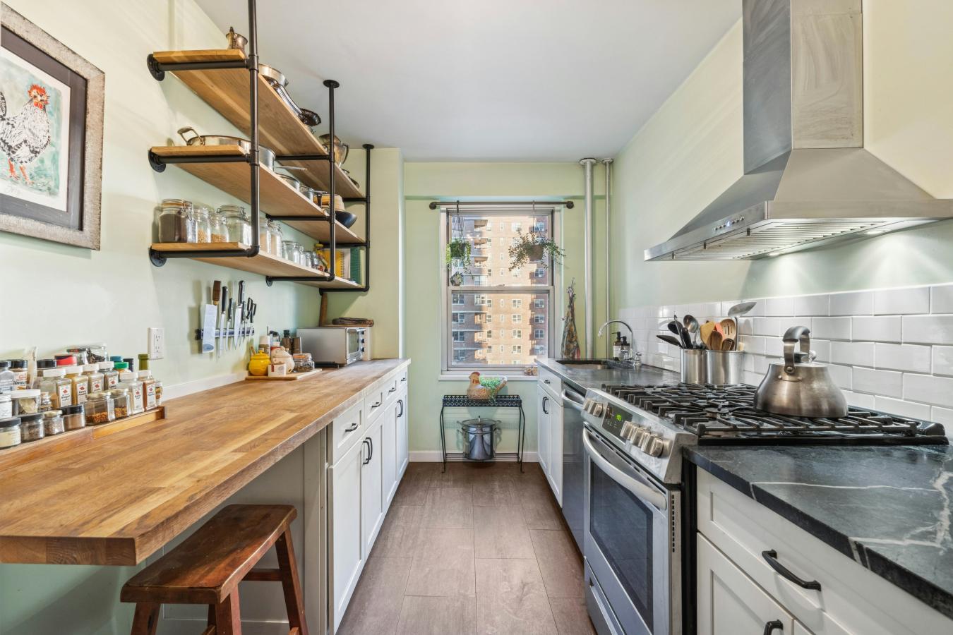 Lower East Side, New York, 10002, United States, 3 Bedrooms Bedrooms, ,1 BathroomBathrooms,Residential,For Sale,2012768