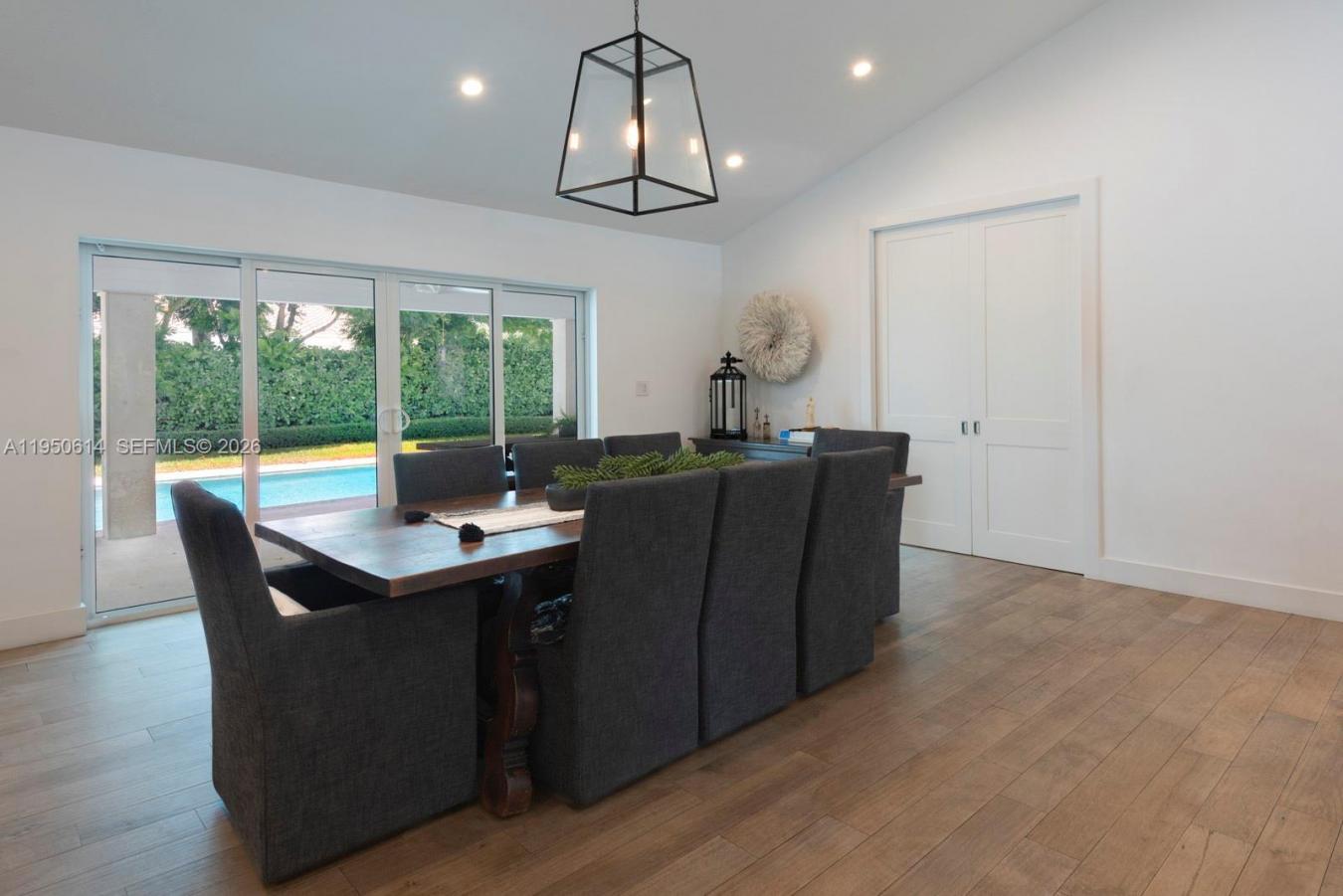 Palmetto Bay, Florida, 33157, United States, 5 Bedrooms Bedrooms, ,5 BathroomsBathrooms,Residential,For Sale,2013123