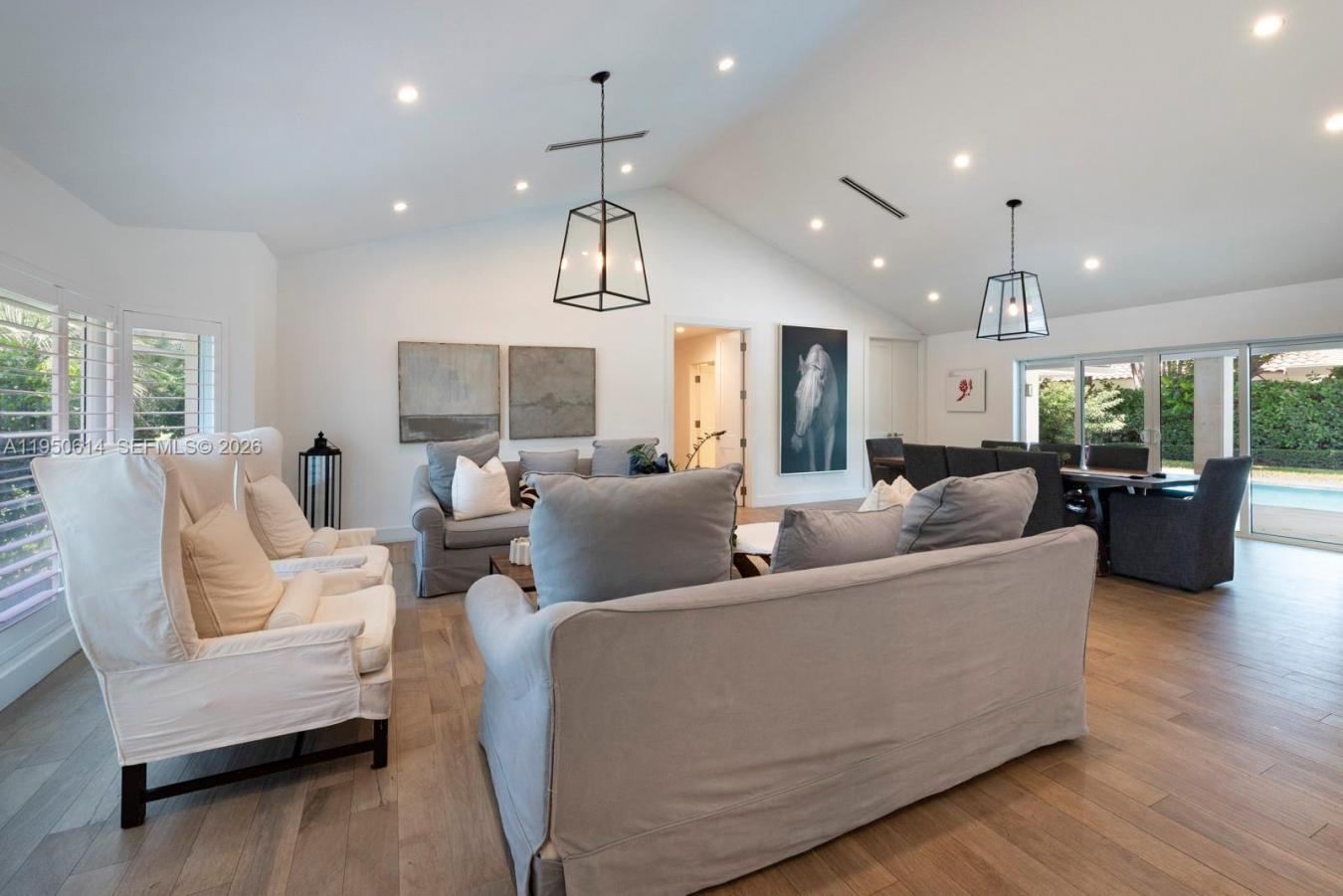 Palmetto Bay, Florida, 33157, United States, 5 Bedrooms Bedrooms, ,5 BathroomsBathrooms,Residential,For Sale,2013123