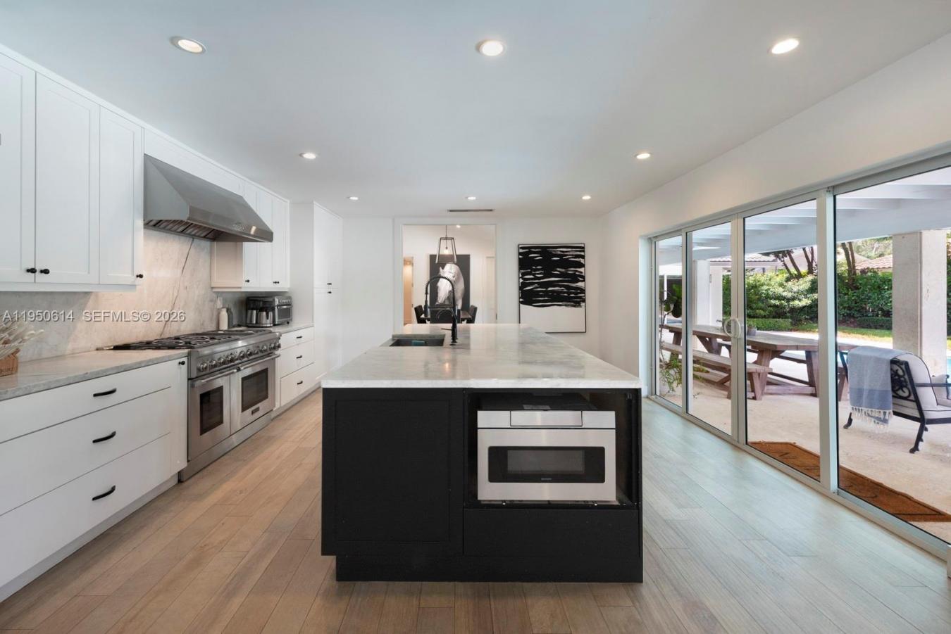 Palmetto Bay, Florida, 33157, United States, 5 Bedrooms Bedrooms, ,5 BathroomsBathrooms,Residential,For Sale,2013123