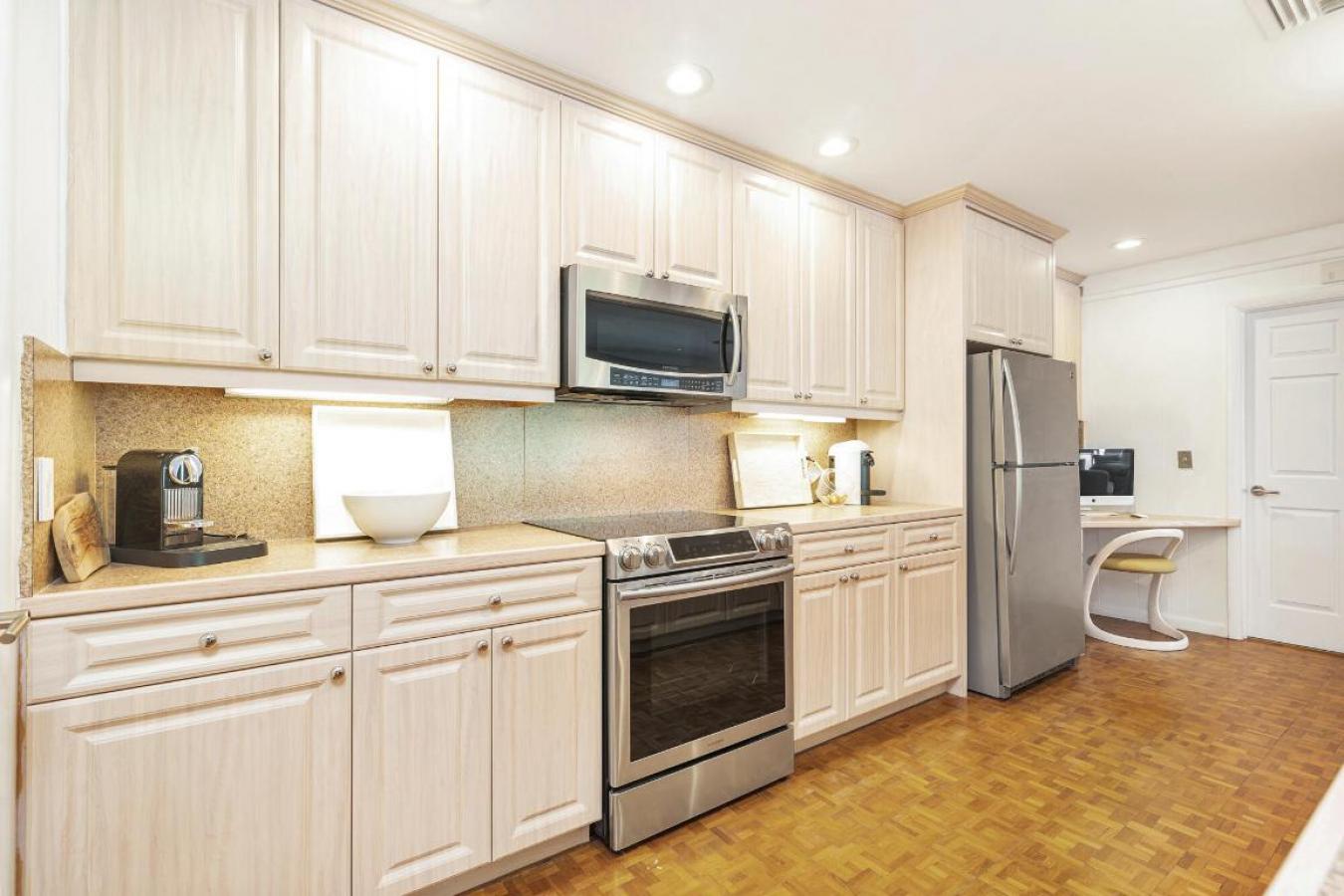 Lake Worth Beach, Florida, 33460, United States, 4 Bedrooms Bedrooms, ,3 BathroomsBathrooms,Residential,For Sale,2013122