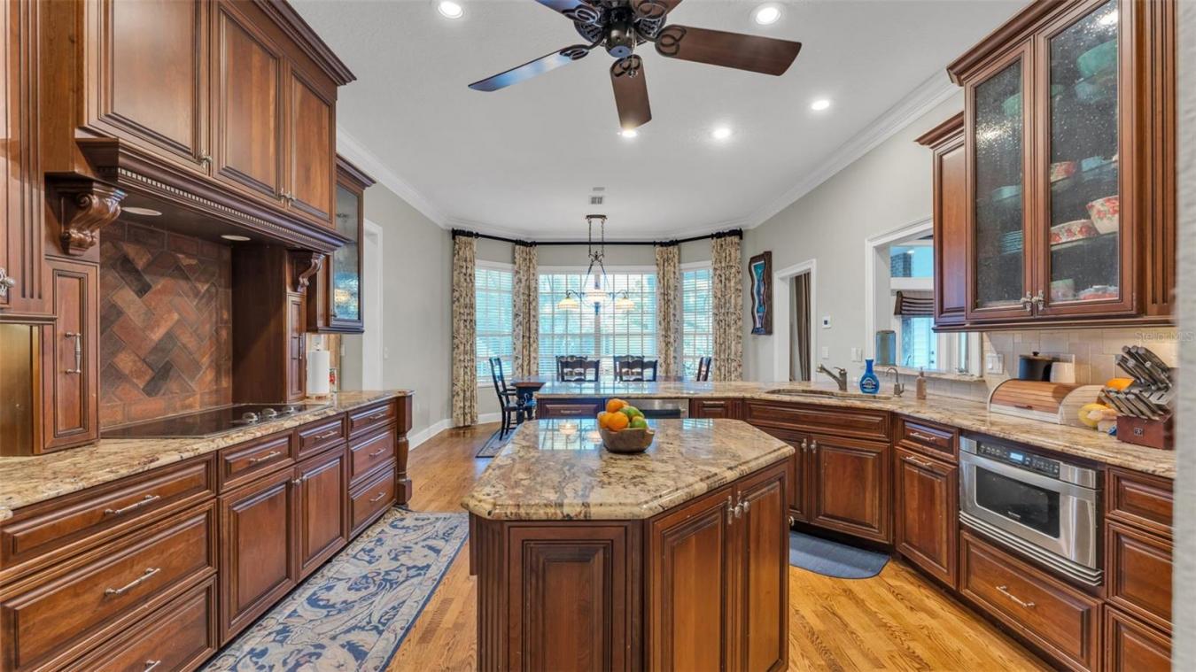 LAKELAND, Polk, 33813, United States, 5 Bedrooms Bedrooms, ,4 BathroomsBathrooms,Residential,For Sale,2013116