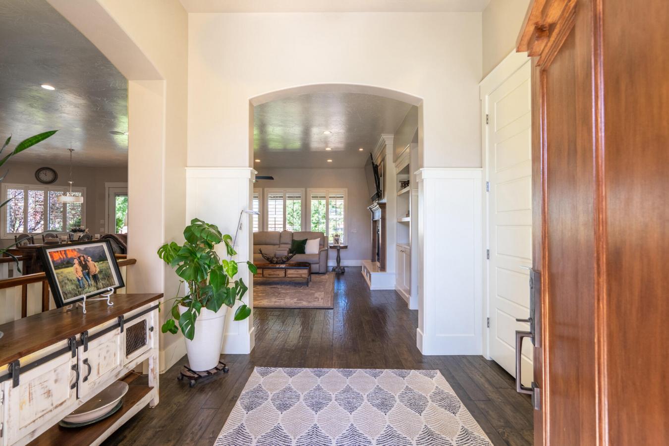 Washington, Washington, 84780, United States, 6 Bedrooms Bedrooms, ,4 BathroomsBathrooms,Residential,For Sale,2013112