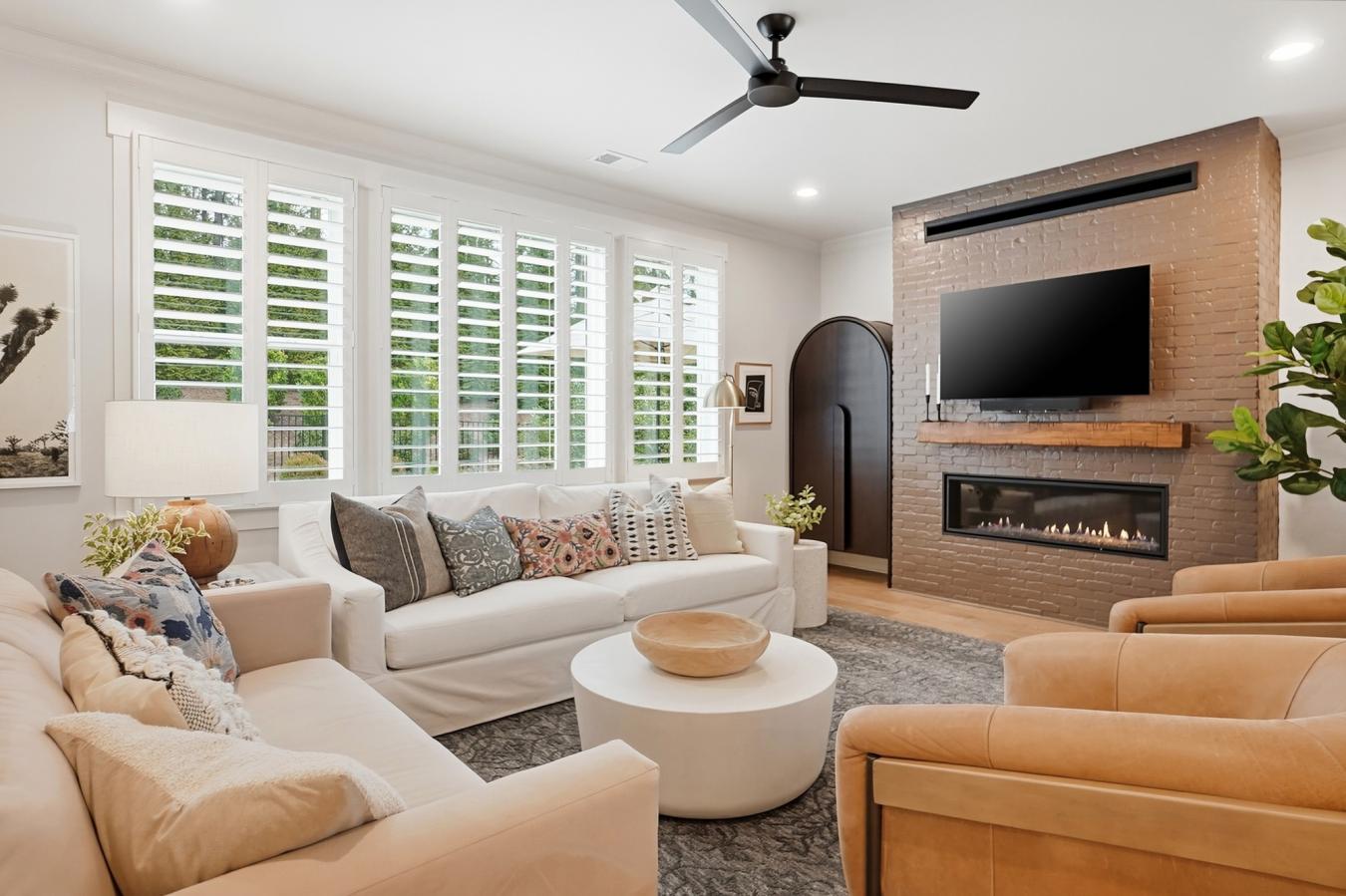 Fort Mill, South Carolina, 29715, United States, 4 Bedrooms Bedrooms, ,4 BathroomsBathrooms,Residential,For Sale,2015392