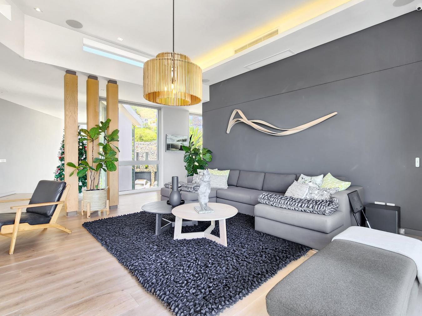 Cape Town, South Africa, 5 Bedrooms Bedrooms, ,5 BathroomsBathrooms,Residential,For Sale,2013377