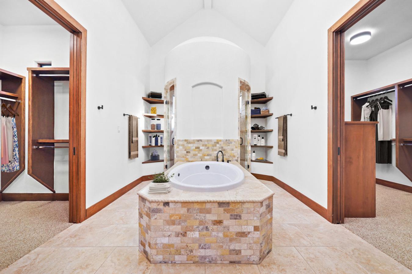 Lago Vista, Travis, 78645, United States, 4 Bedrooms Bedrooms, ,4 BathroomsBathrooms,Residential,For Sale,2015187