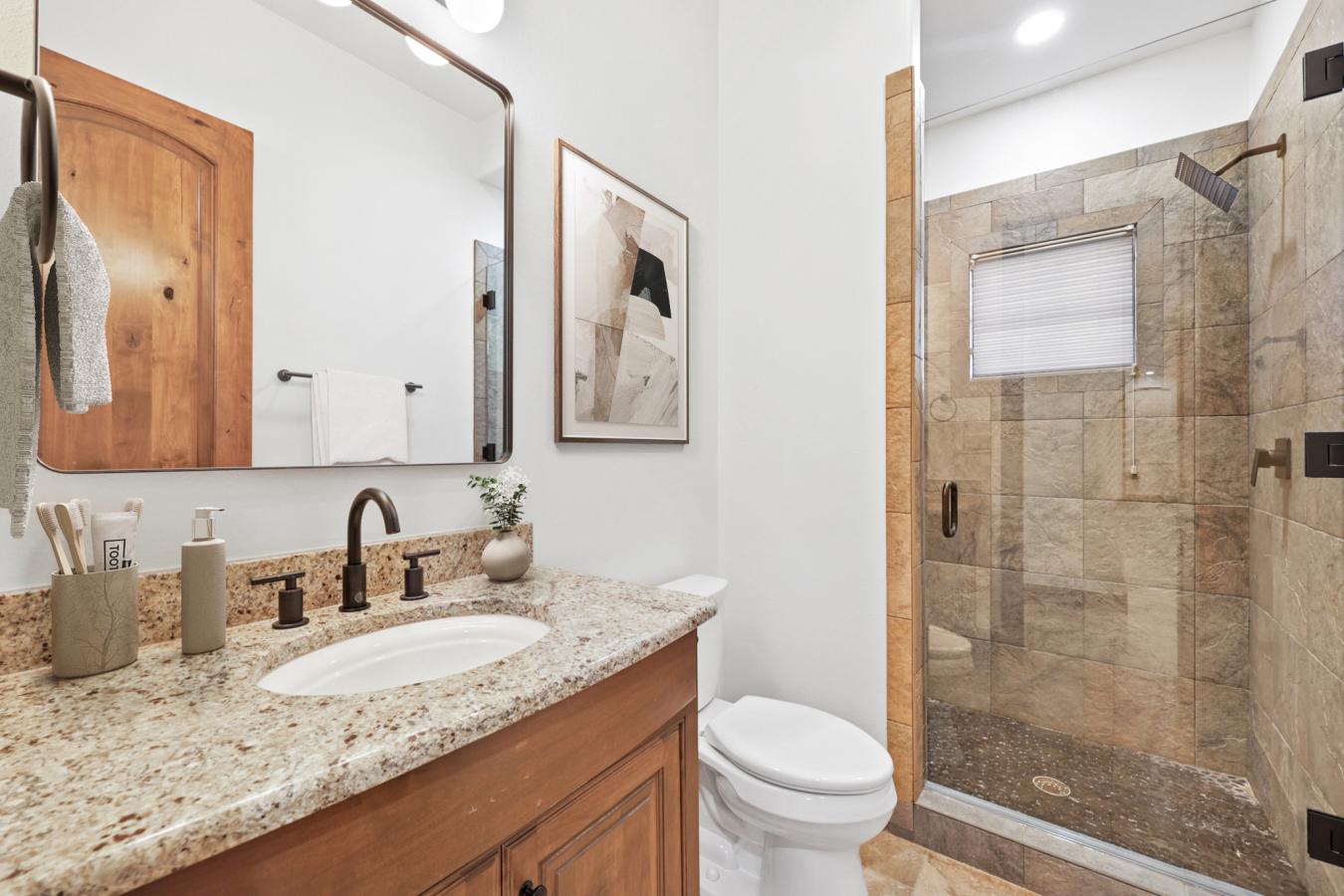 Lago Vista, Travis, 78645, United States, 4 Bedrooms Bedrooms, ,4 BathroomsBathrooms,Residential,For Sale,2015187