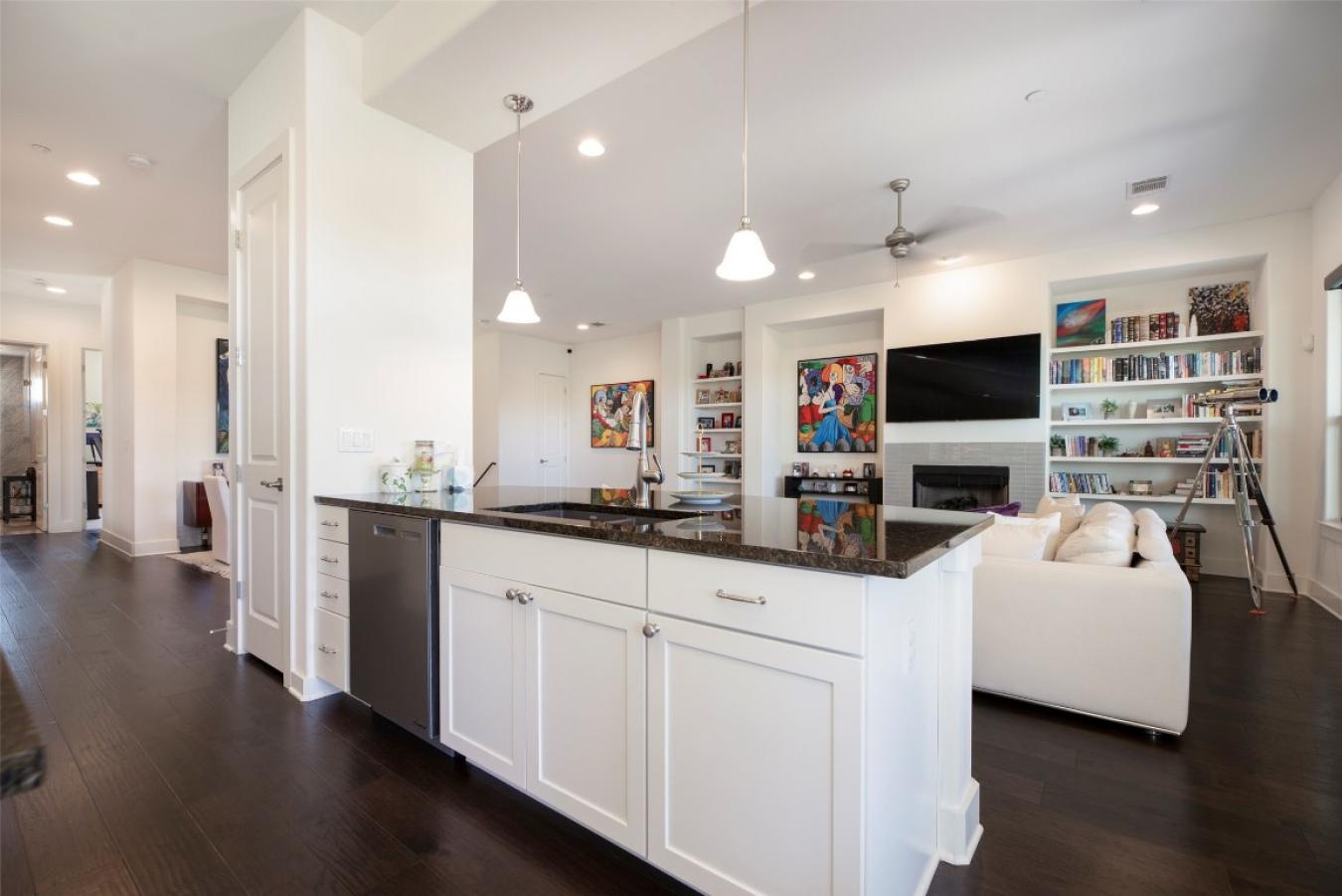 Austin, Travis, 78735, United States, 3 Bedrooms Bedrooms, ,2 BathroomsBathrooms,Residential,For Sale,2013373