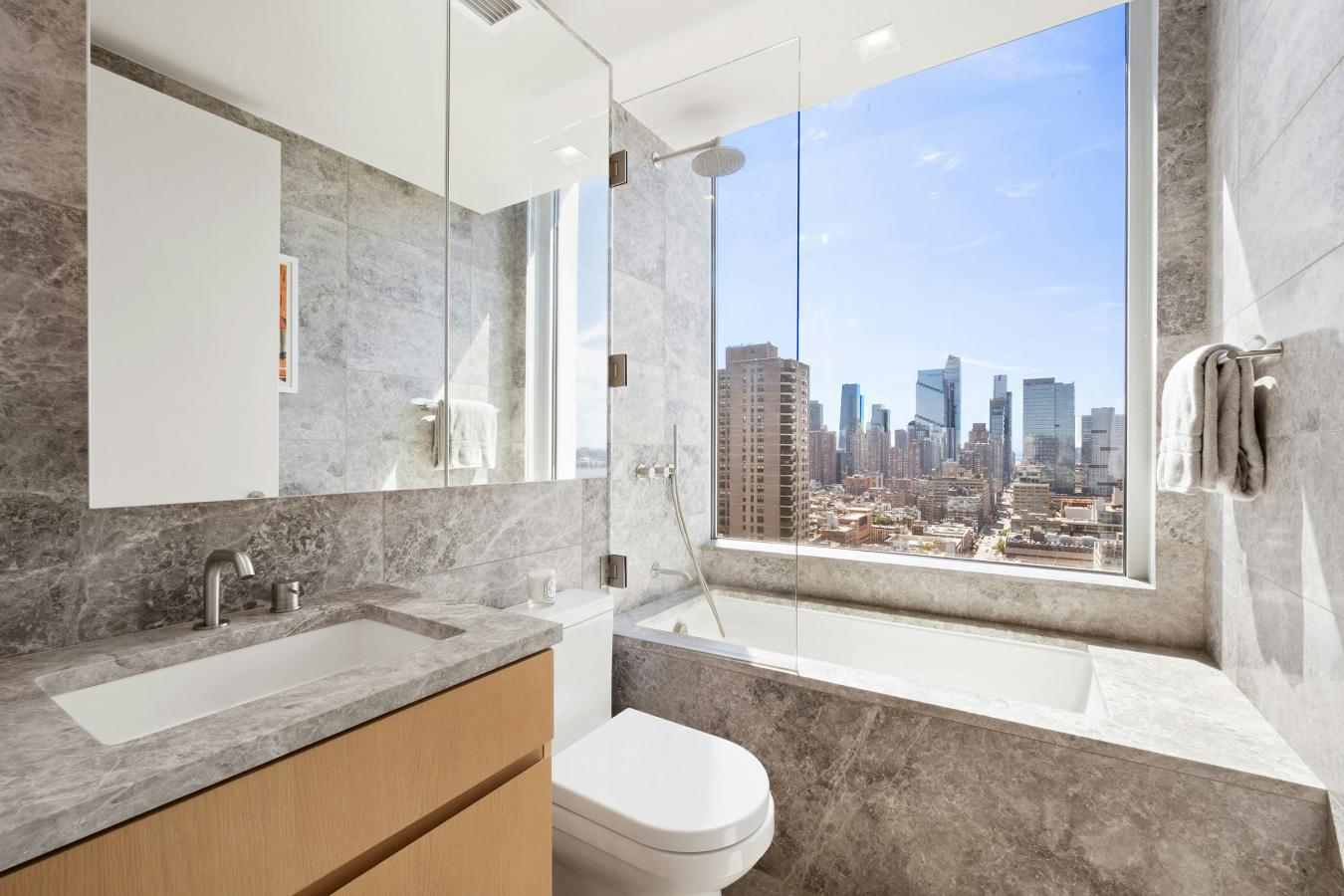 New York, New York, 10019, United States, 2 Bedrooms Bedrooms, ,2 BathroomsBathrooms,Residential,For Sale,2013346