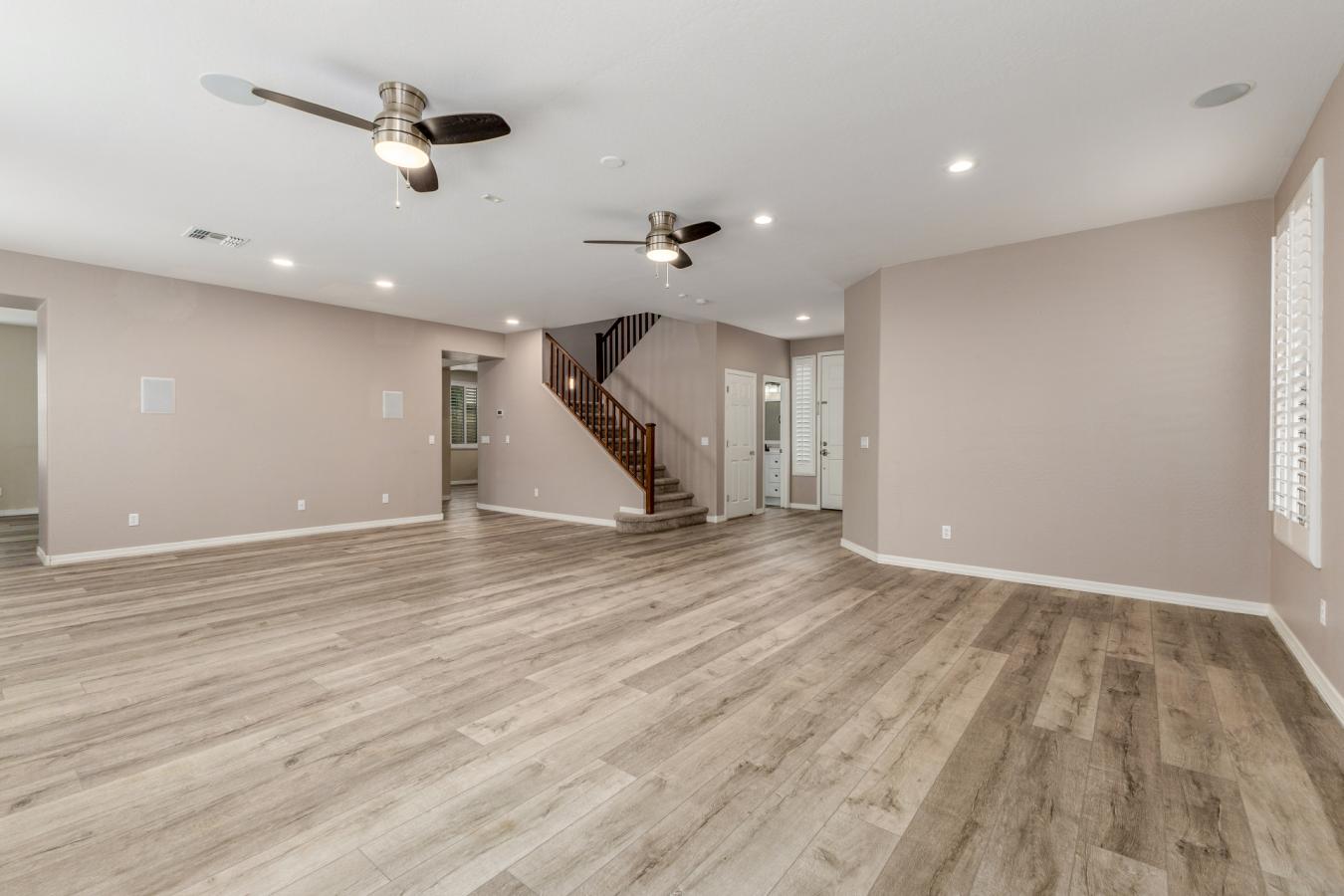 Surprise, Maricopa, 85379, United States, 4 Bedrooms Bedrooms, ,3 BathroomsBathrooms,Residential,For Sale,2013337