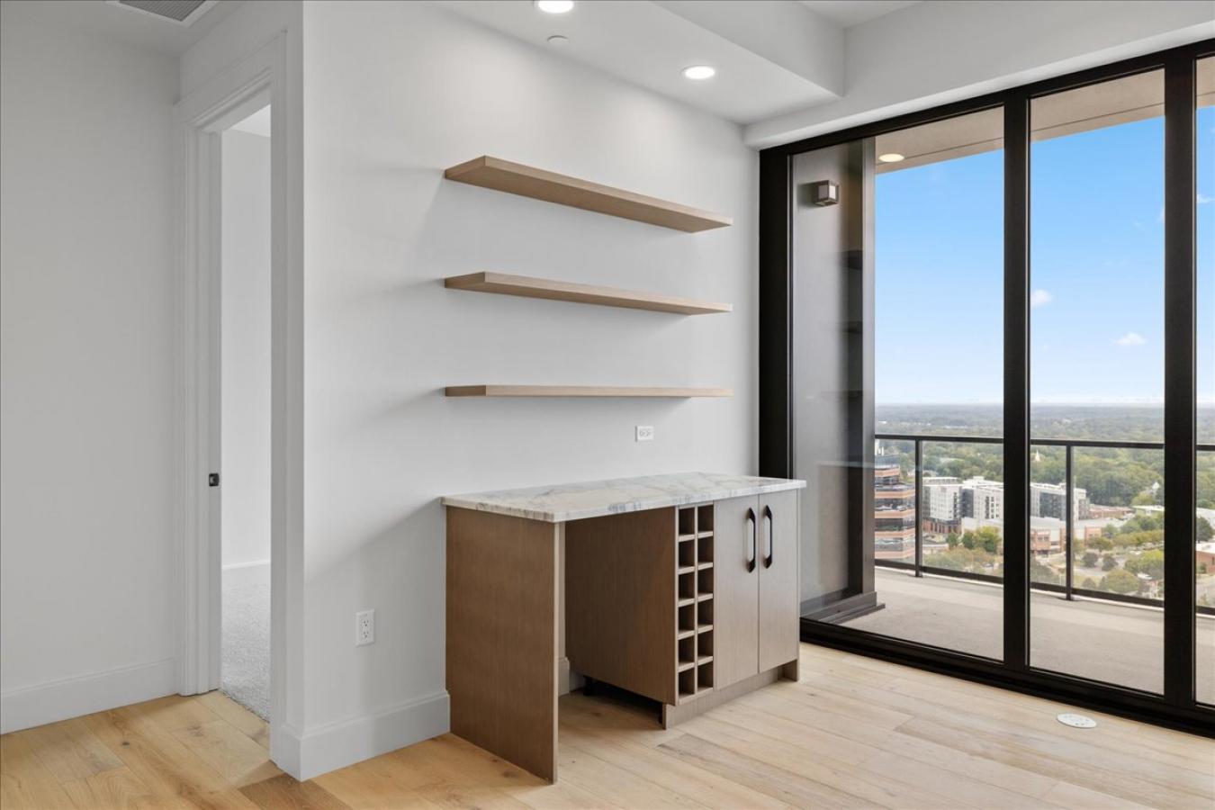 Durham, Durham, 27701, United States, 2 Bedrooms Bedrooms, ,2 BathroomsBathrooms,Residential,For Sale,2013597