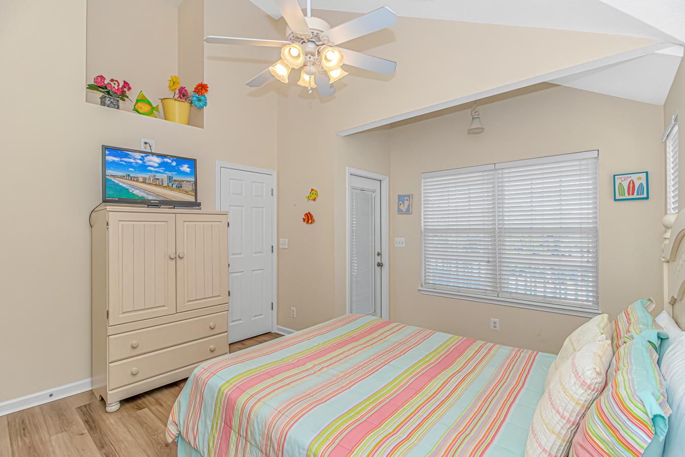 Myrtle Beach, South Carolina, 29575, United States, 5 Bedrooms Bedrooms, ,2 BathroomsBathrooms,Residential,For Sale,2013334