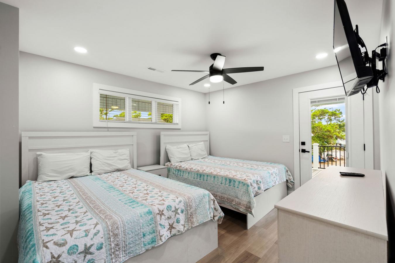 Myrtle Beach, South Carolina, 29575, United States, 5 Bedrooms Bedrooms, ,3 BathroomsBathrooms,Residential,For Sale,2013333