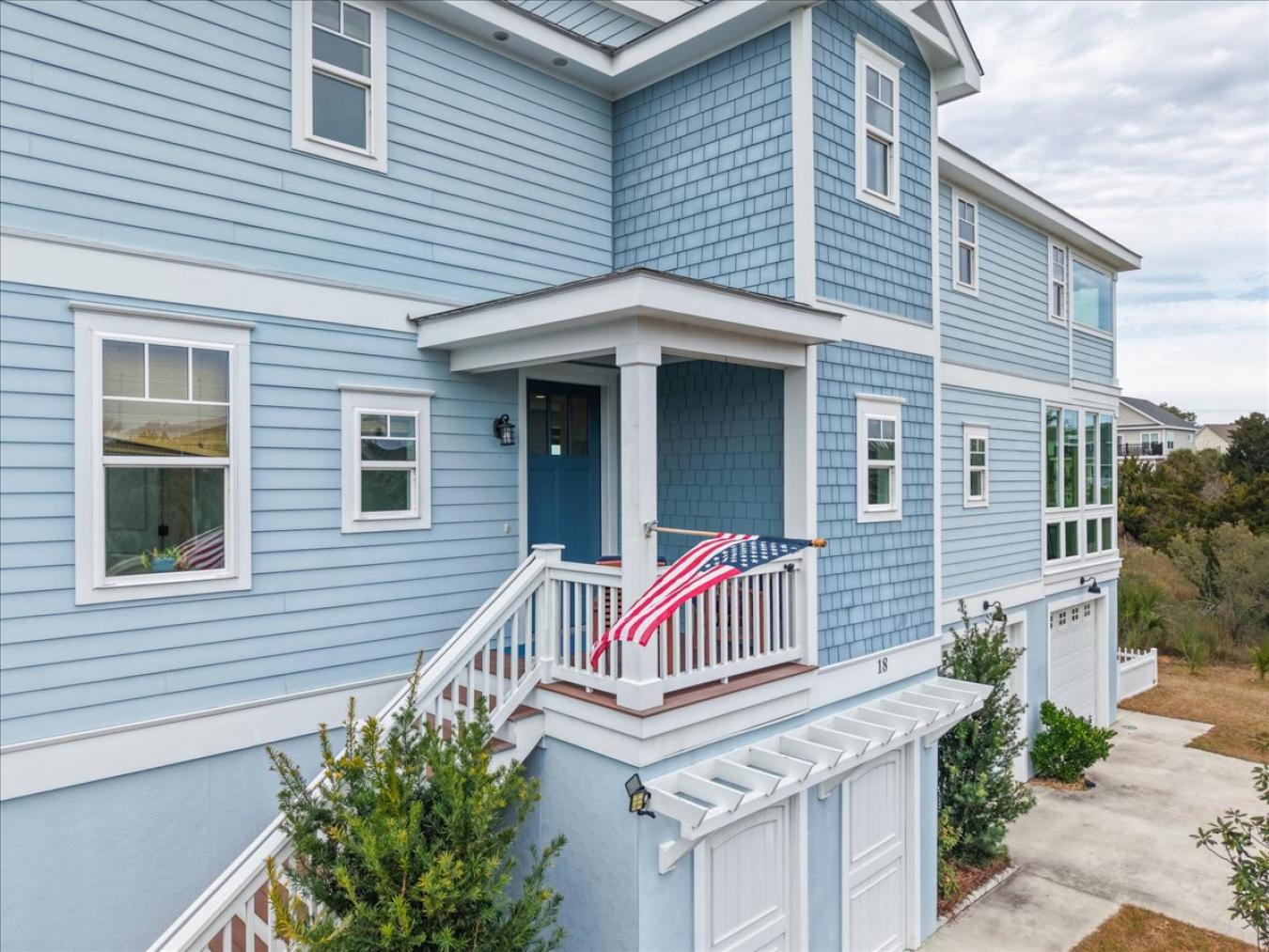 Harbor Island, South Carolina, 29920, United States, 4 Bedrooms Bedrooms, ,3 BathroomsBathrooms,Residential,For Sale,2013331