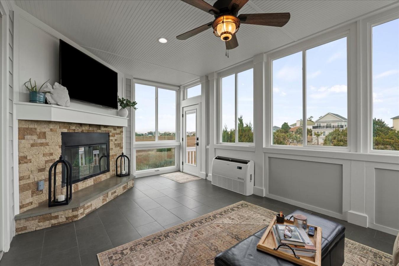 Harbor Island, South Carolina, 29920, United States, 4 Bedrooms Bedrooms, ,3 BathroomsBathrooms,Residential,For Sale,2013331