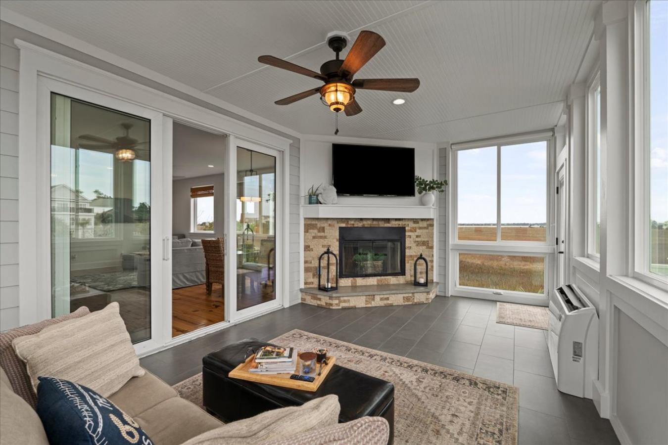 Harbor Island, South Carolina, 29920, United States, 4 Bedrooms Bedrooms, ,3 BathroomsBathrooms,Residential,For Sale,2013331