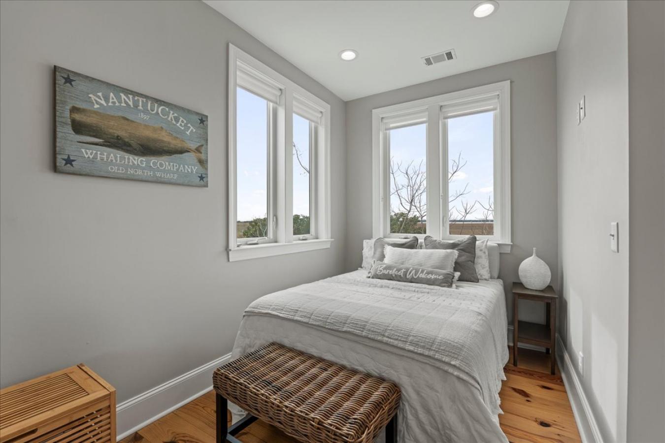 Harbor Island, South Carolina, 29920, United States, 4 Bedrooms Bedrooms, ,3 BathroomsBathrooms,Residential,For Sale,2013331