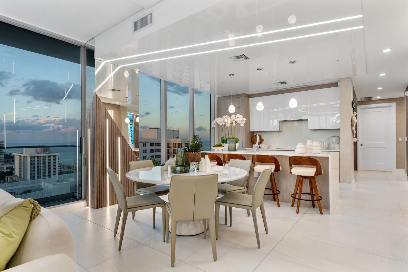 Fort Lauderdale, Florida, 33304, United States, 2 Bedrooms Bedrooms, ,2 BathroomsBathrooms,Residential,For Sale,2013327