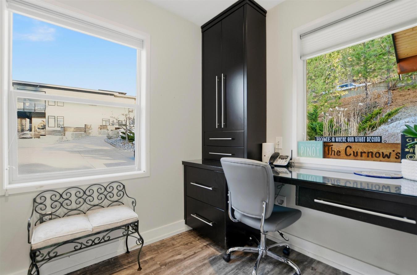 Penticton, BC, V2A 7T1, Canada, 6 Bedrooms Bedrooms, ,4 BathroomsBathrooms,Residential,For Sale,2013325