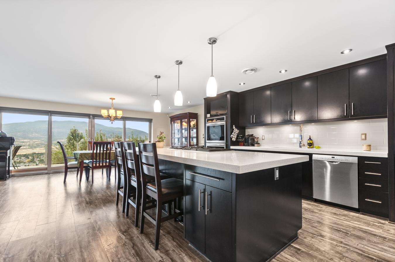 Penticton, BC, V2A 7T1, Canada, 6 Bedrooms Bedrooms, ,4 BathroomsBathrooms,Residential,For Sale,2013325