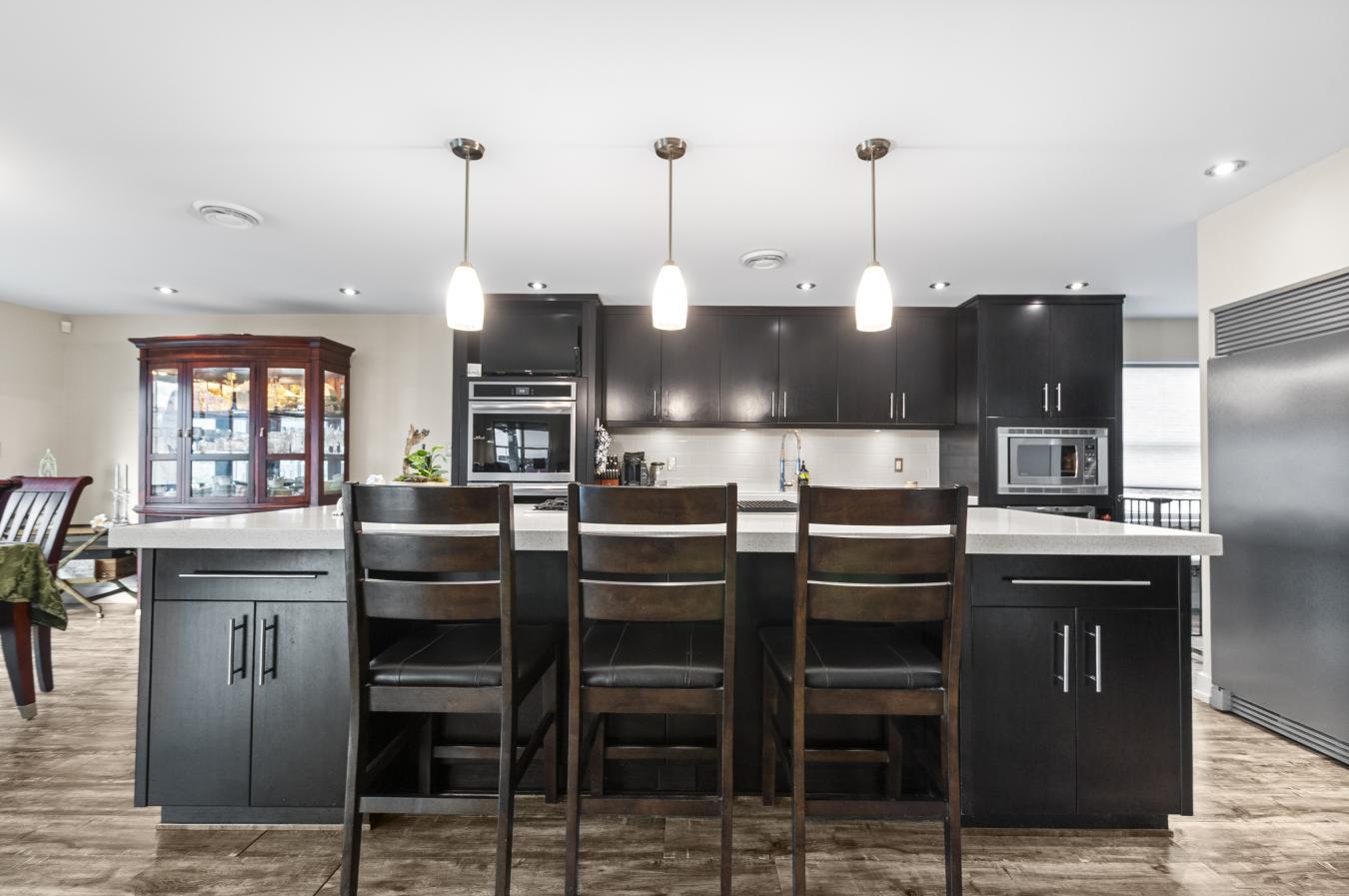 Penticton, BC, V2A 7T1, Canada, 6 Bedrooms Bedrooms, ,4 BathroomsBathrooms,Residential,For Sale,2013325