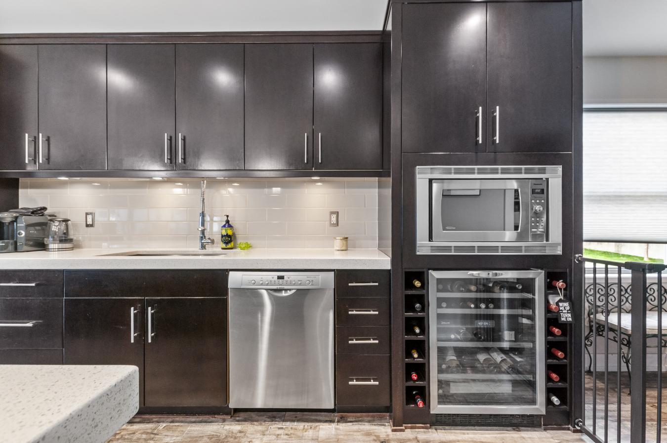 Penticton, BC, V2A 7T1, Canada, 6 Bedrooms Bedrooms, ,4 BathroomsBathrooms,Residential,For Sale,2013325