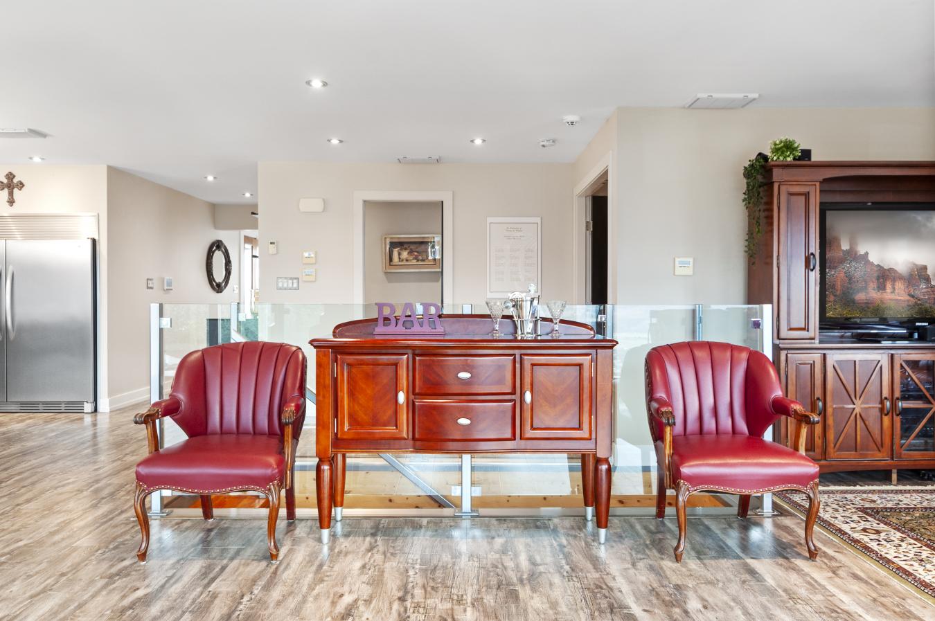 Penticton, BC, V2A 7T1, Canada, 6 Bedrooms Bedrooms, ,4 BathroomsBathrooms,Residential,For Sale,2013325