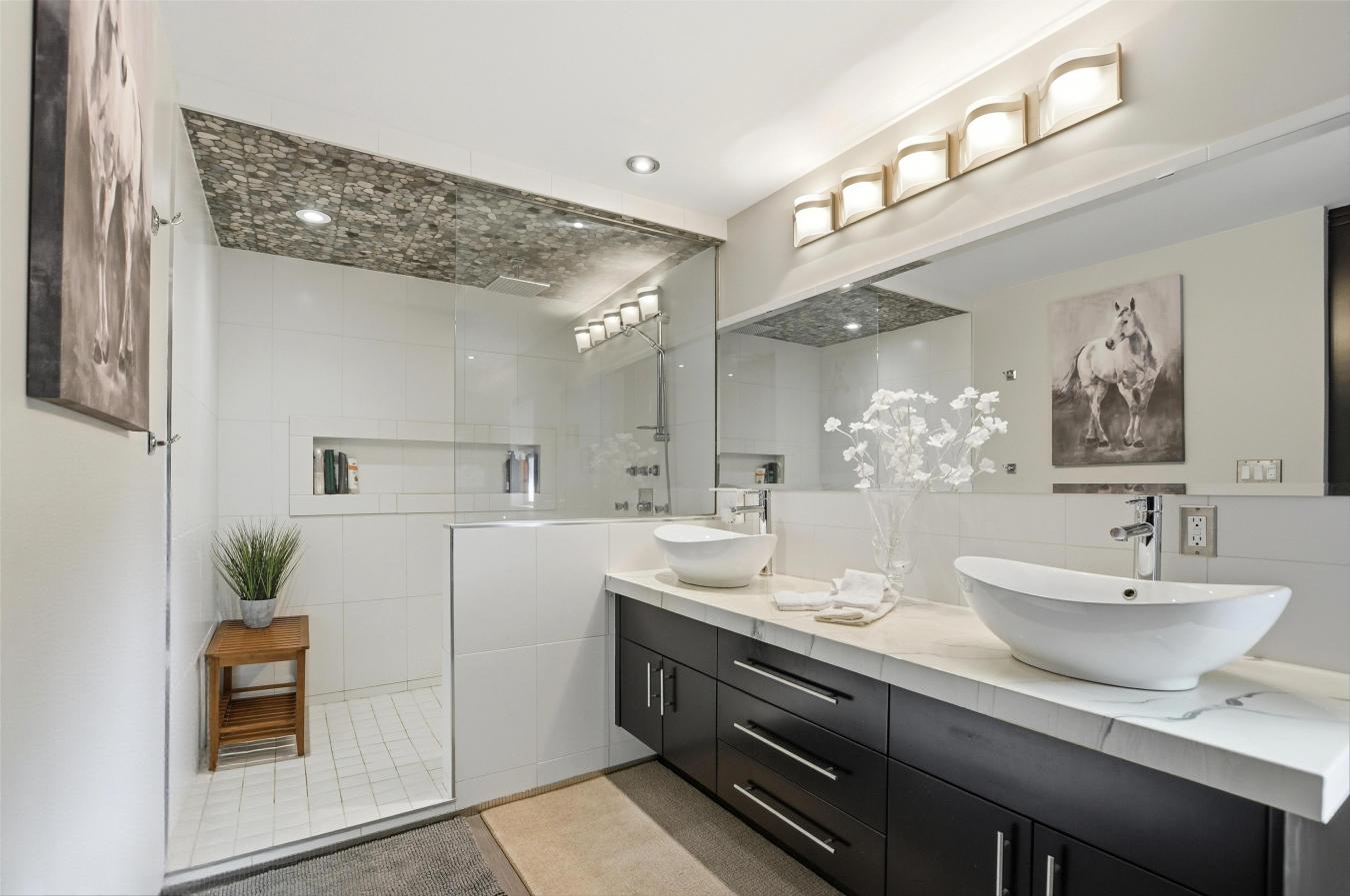 Penticton, BC, V2A 7T1, Canada, 6 Bedrooms Bedrooms, ,4 BathroomsBathrooms,Residential,For Sale,2013325