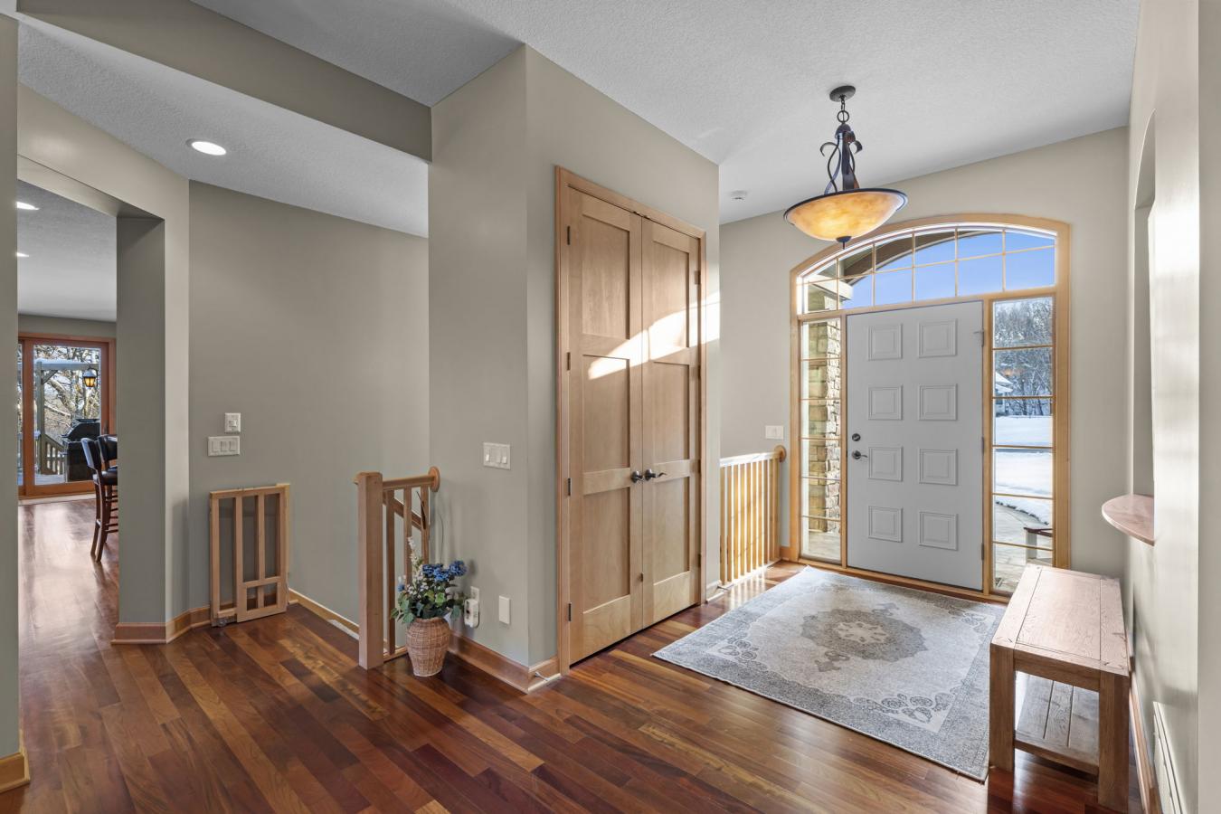 Inver Grove Heights, Dakota, 55077, United States, 5 Bedrooms Bedrooms, ,4 BathroomsBathrooms,Residential,For Sale,2013324