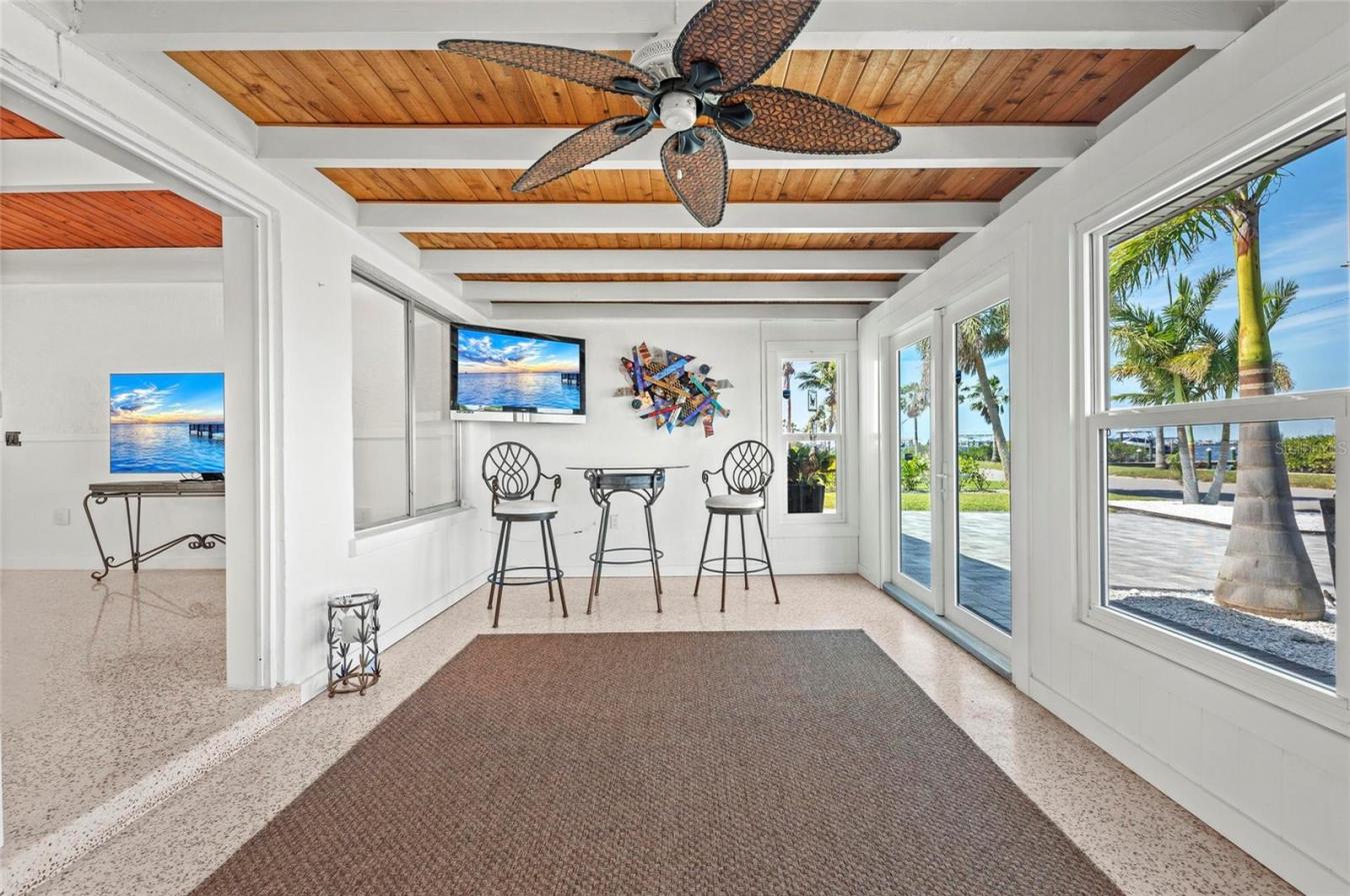 2014 Riverside Drive E, Bradenton, Manatee, 34208, United States, 2 Bedrooms Bedrooms, ,2 BathroomsBathrooms,Residential,For Sale,2014 Riverside Drive E,A4672794