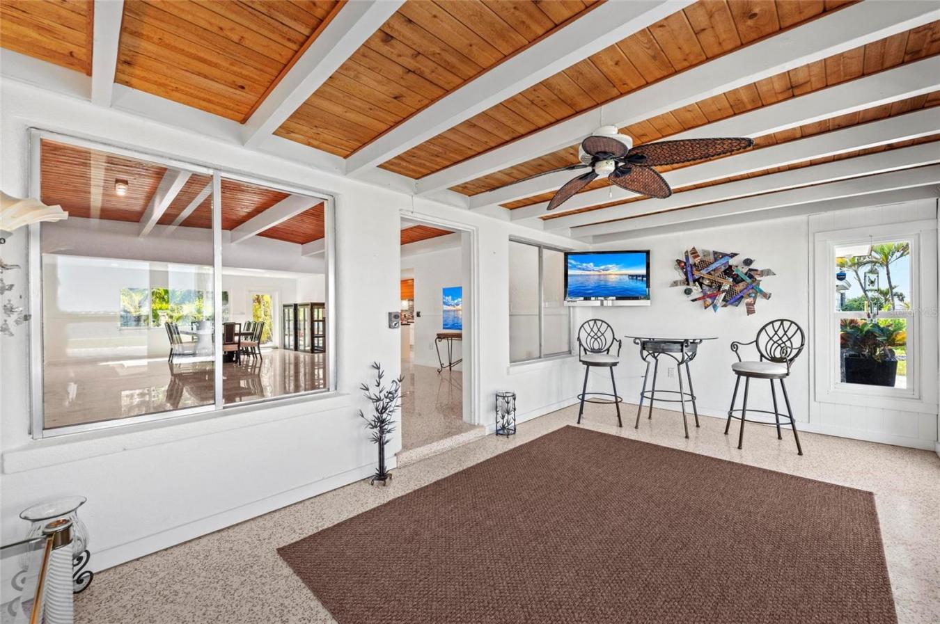 2014 Riverside Drive E, Bradenton, Manatee, 34208, United States, 2 Bedrooms Bedrooms, ,2 BathroomsBathrooms,Residential,For Sale,2014 Riverside Drive E,A4672794