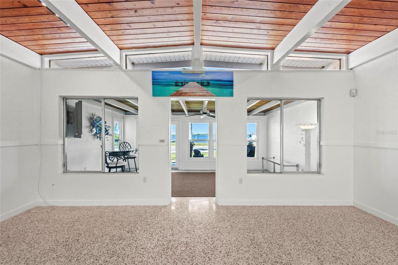 2014 Riverside Drive E, Bradenton, Manatee, 34208, United States, 2 Bedrooms Bedrooms, ,2 BathroomsBathrooms,Residential,For Sale,2014 Riverside Drive E,A4672794