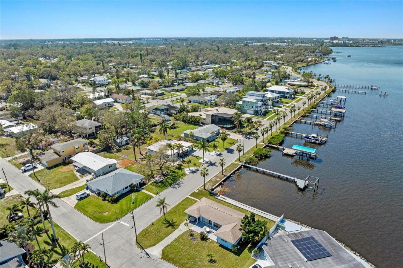 2014 Riverside Drive E, Bradenton, Manatee, 34208, United States, 2 Bedrooms Bedrooms, ,2 BathroomsBathrooms,Residential,For Sale,2014 Riverside Drive E,A4672794