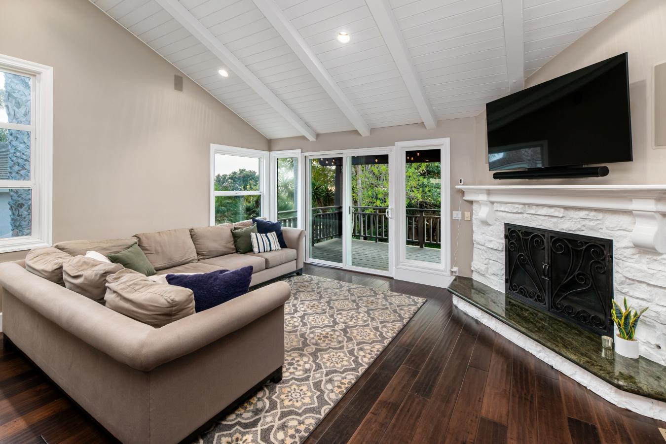 Carlsbad, California, 92008, United States, 6 Bedrooms Bedrooms, ,5 BathroomsBathrooms,Residential,For Sale,2013849