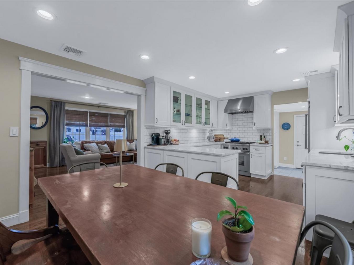 Bellmore, Nassau County, 11710, United States, 4 Bedrooms Bedrooms, ,2 BathroomsBathrooms,Residential,For Sale,2013593