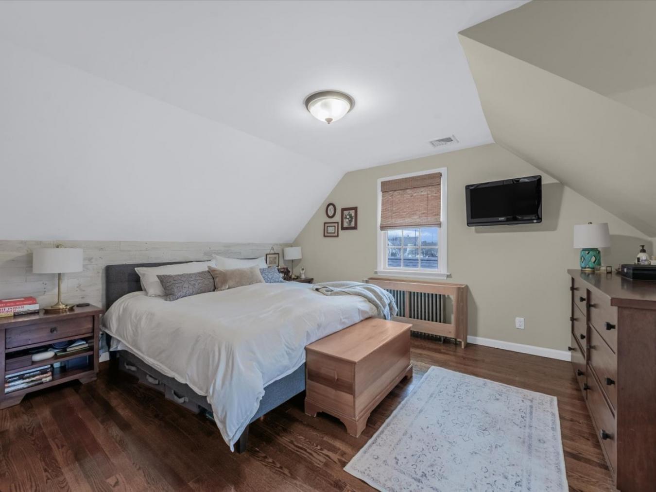 Bellmore, Nassau County, 11710, United States, 4 Bedrooms Bedrooms, ,2 BathroomsBathrooms,Residential,For Sale,2013593