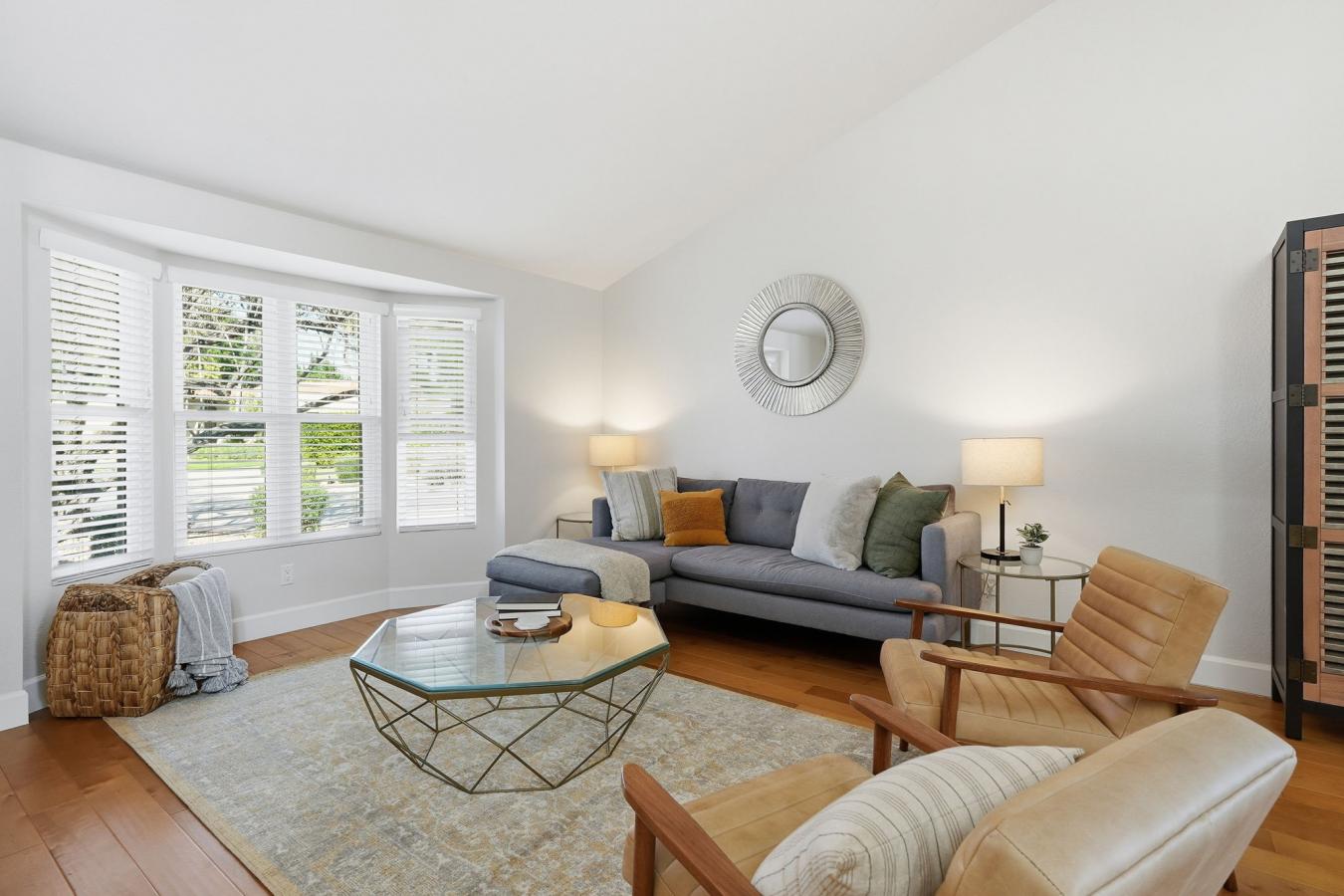 Scottsdale, Maricopa, 85258, United States, 4 Bedrooms Bedrooms, ,2 BathroomsBathrooms,Residential,For Sale,2013592