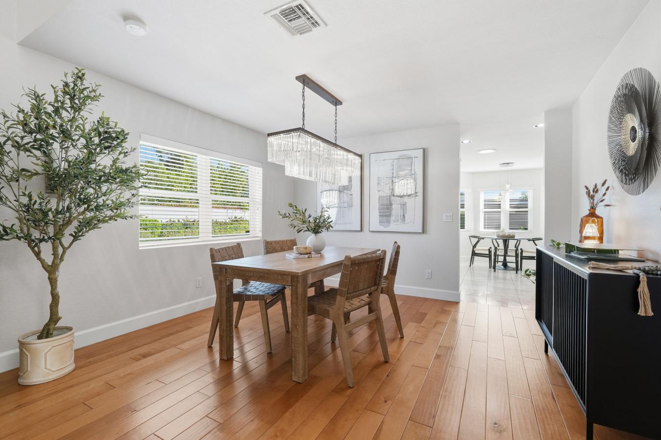 Scottsdale, Maricopa, 85258, United States, 4 Bedrooms Bedrooms, ,2 BathroomsBathrooms,Residential,For Sale,2013592