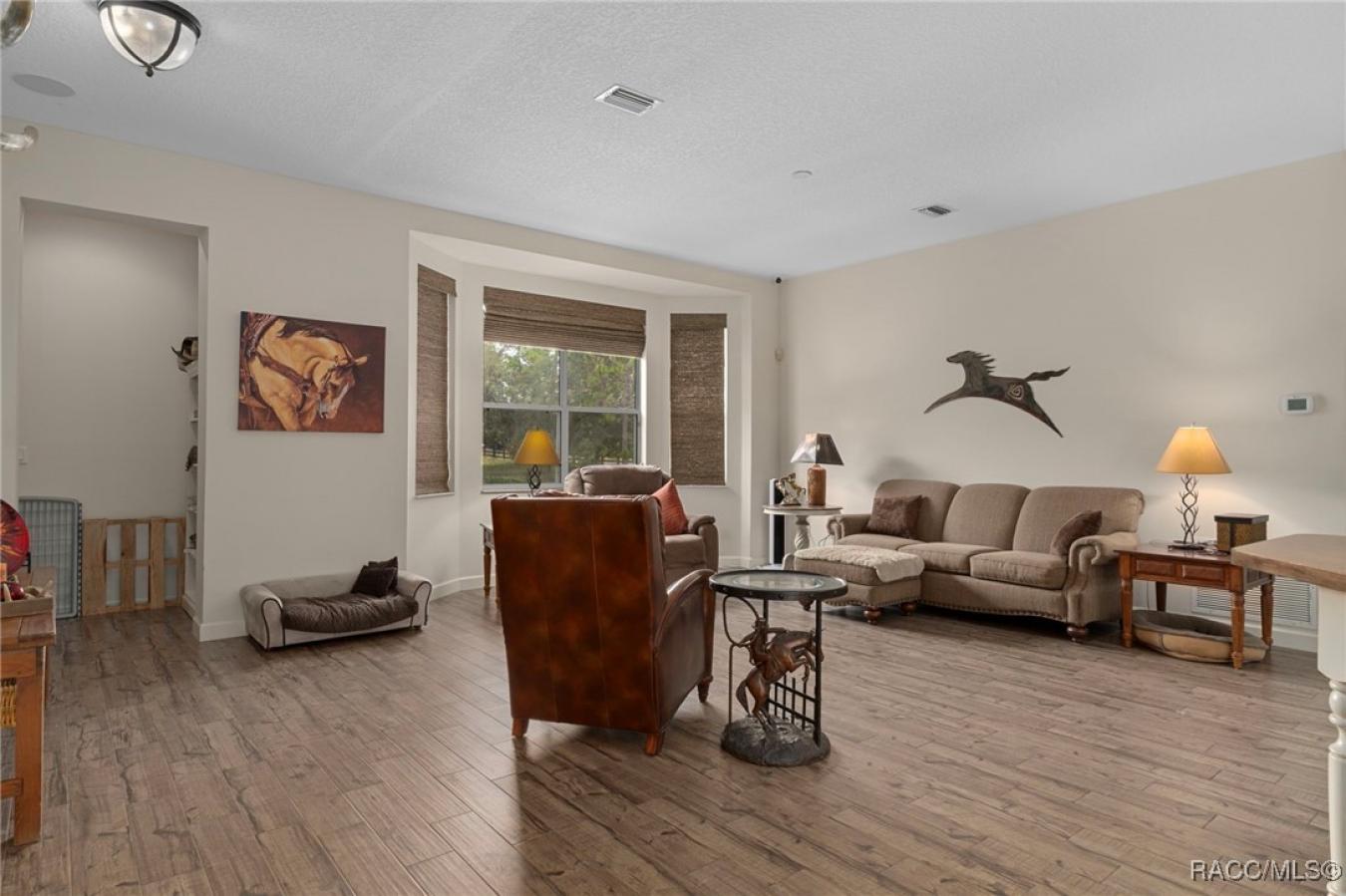 Beverly Hills, Citrus, 34465, United States, 5 Bedrooms Bedrooms, ,3 BathroomsBathrooms,Residential,For Sale,2013591