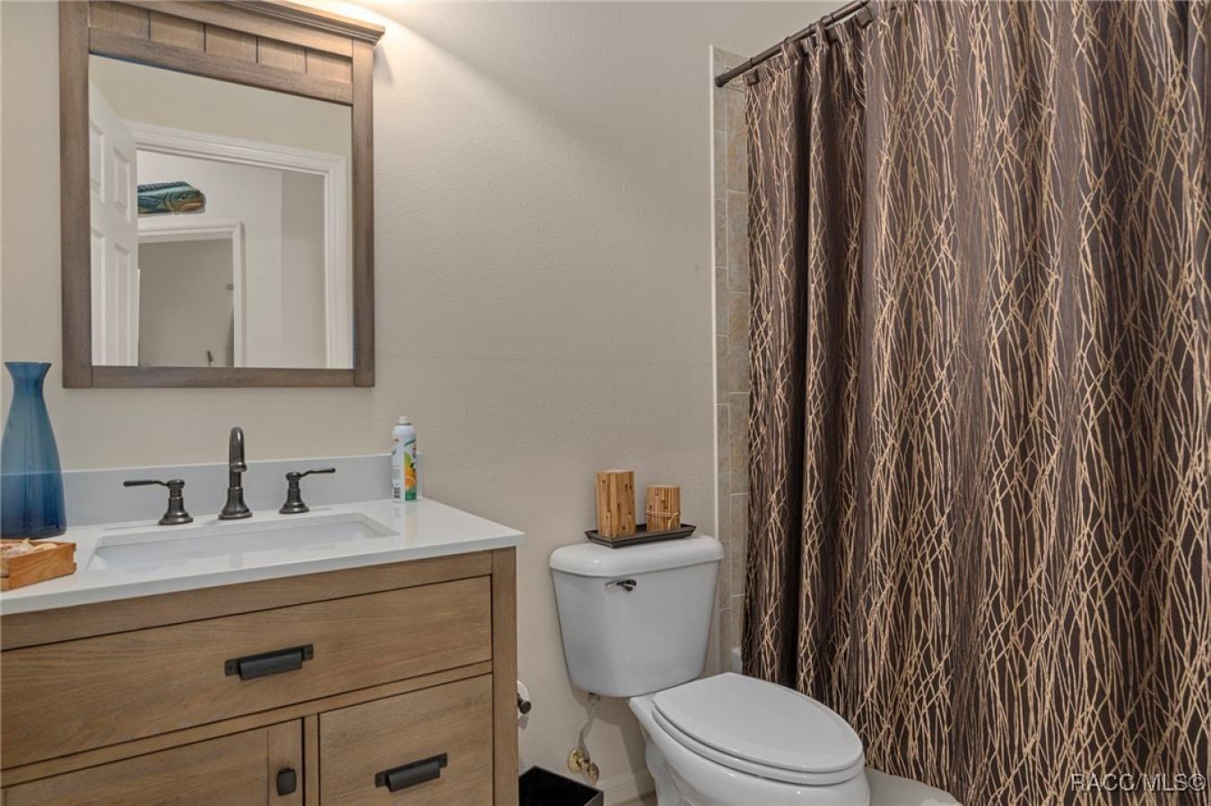 Beverly Hills, Citrus, 34465, United States, 5 Bedrooms Bedrooms, ,3 BathroomsBathrooms,Residential,For Sale,2013591