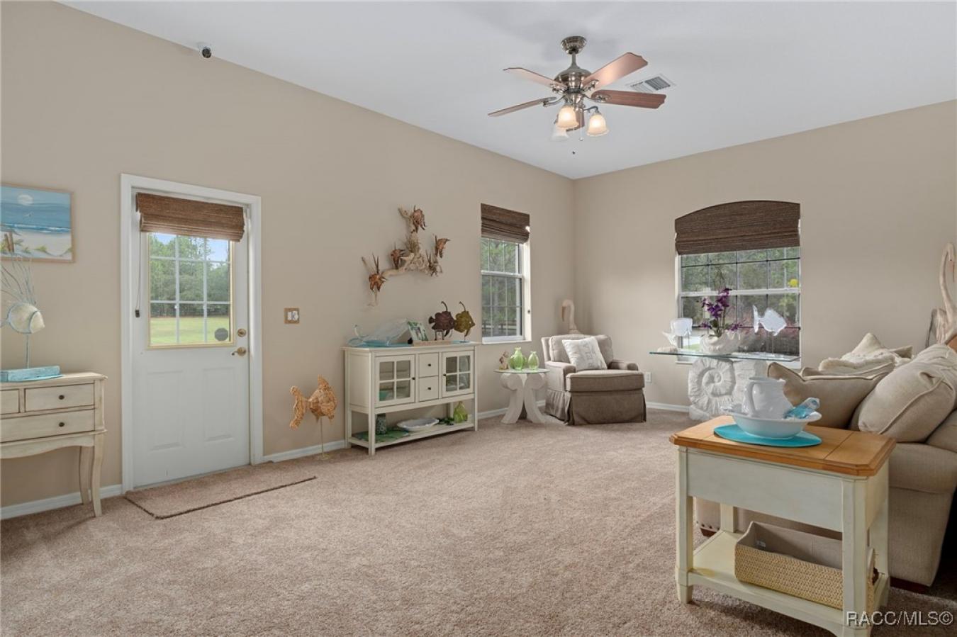 Beverly Hills, Citrus, 34465, United States, 5 Bedrooms Bedrooms, ,3 BathroomsBathrooms,Residential,For Sale,2013591