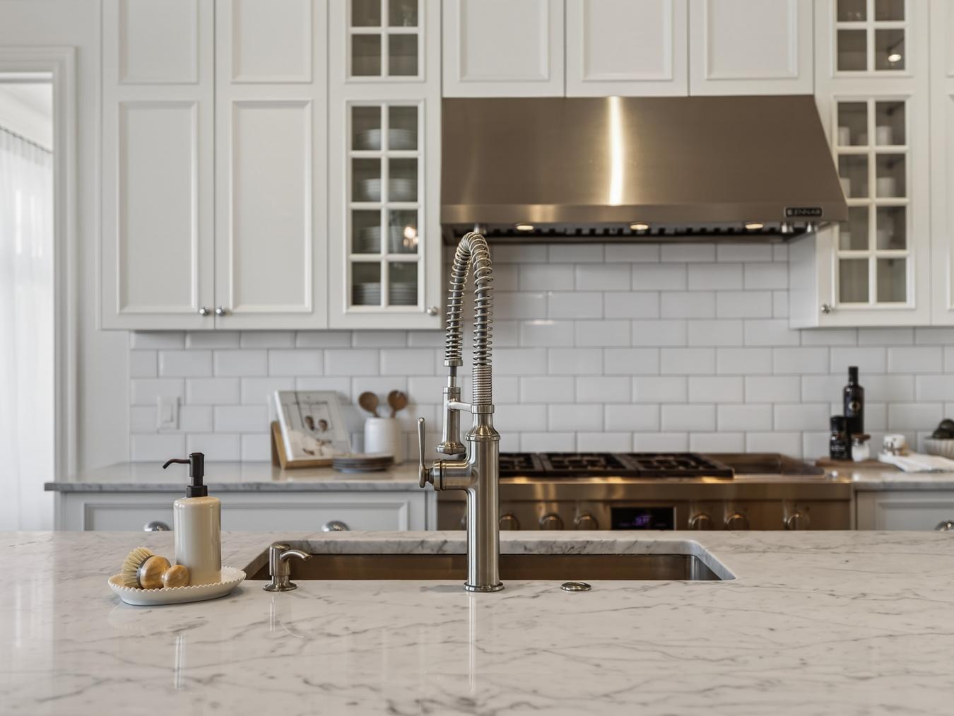 Brossard, QC, J4Y 0J1, Canada, 5 Bedrooms Bedrooms, ,3 BathroomsBathrooms,Residential,For Sale,2017814